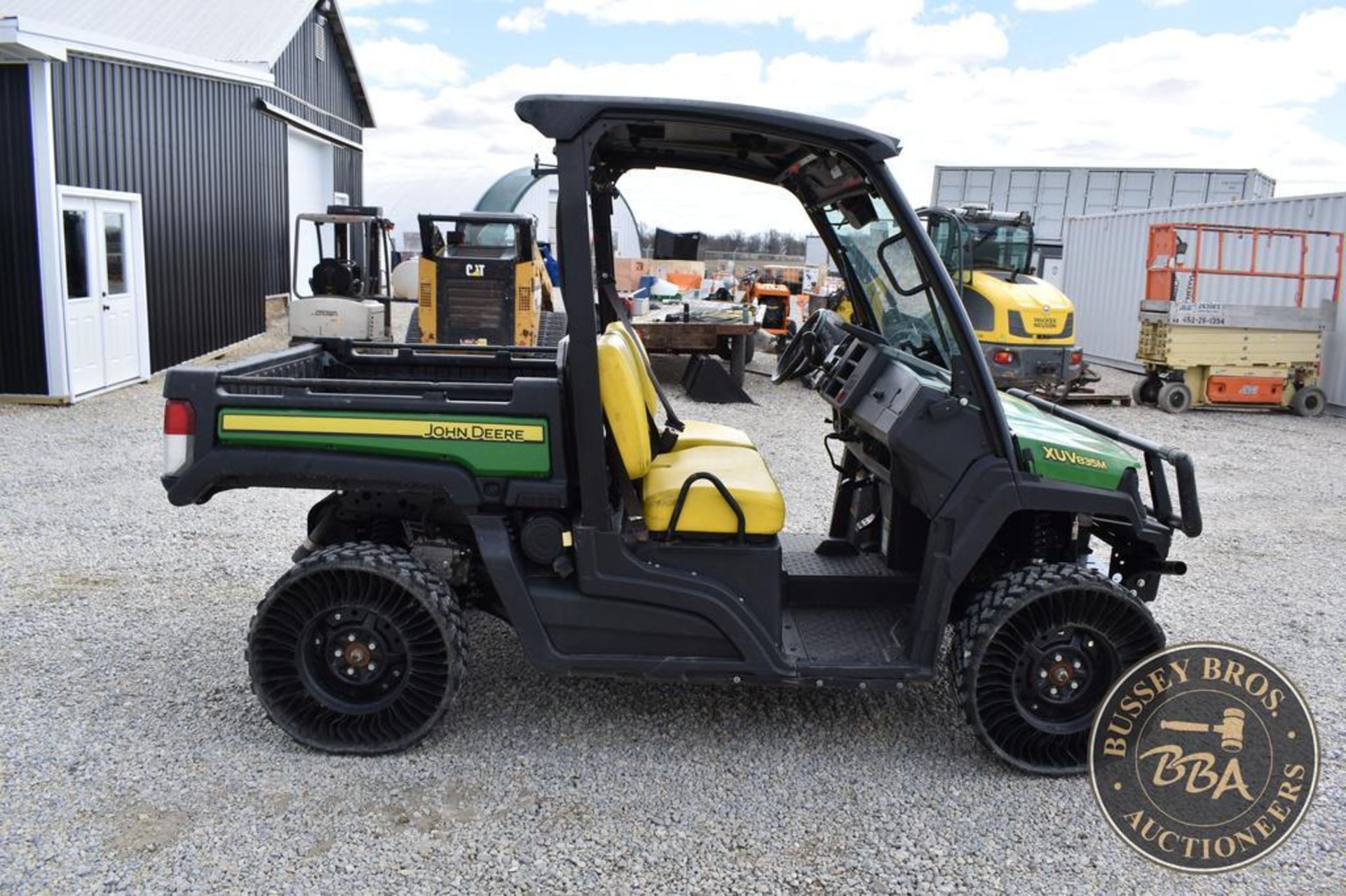 2020 JOHN DEERE GATOR XUV 835M 26126 - Image 10 of 34