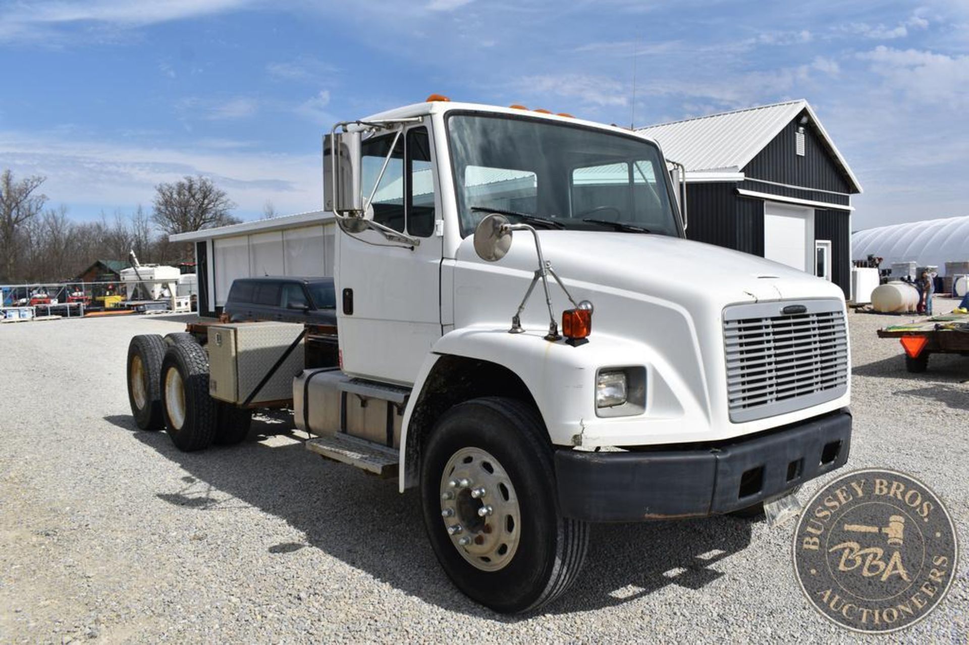 2003 FREIGHTLINER FL80 26011 - Image 15 of 65