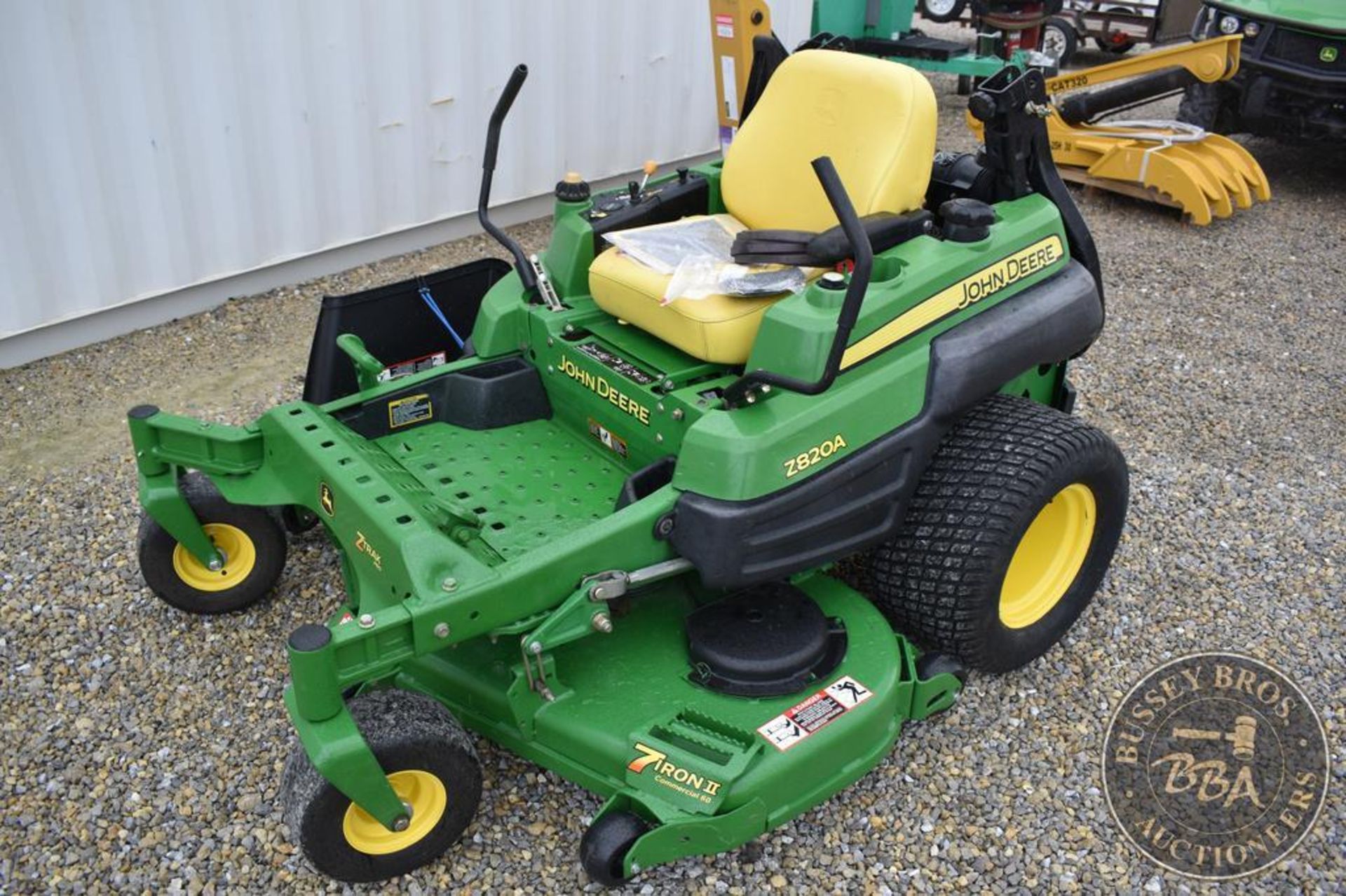 JOHN DEERE Z820A 26104 - Image 10 of 27