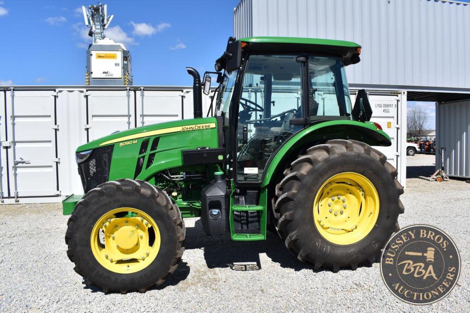 2019 JOHN DEERE 5090M 26121 - Image 35 of 59