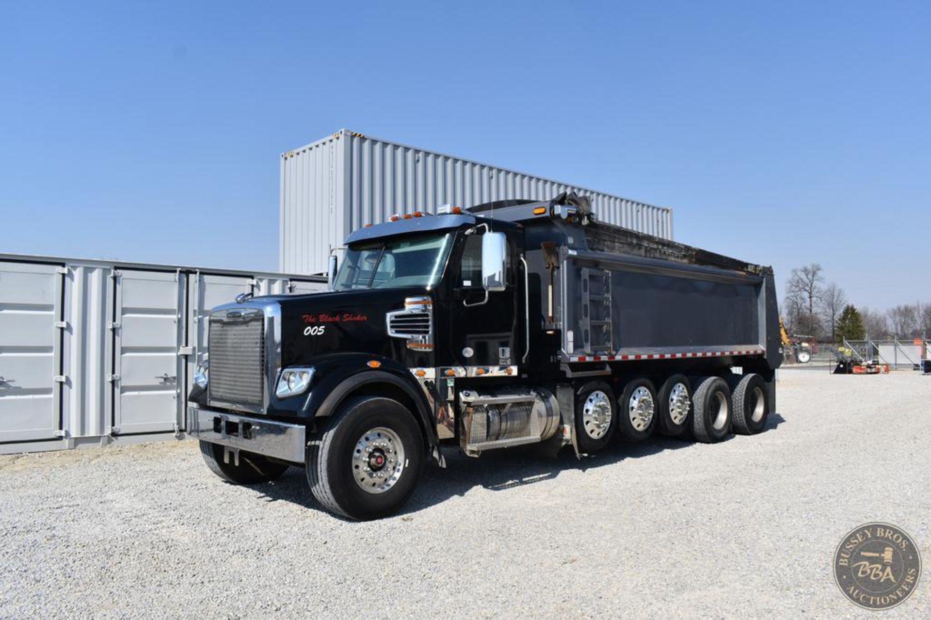 2020 FREIGHTLINER CORONADO 122 SD 26100 - Image 2 of 90