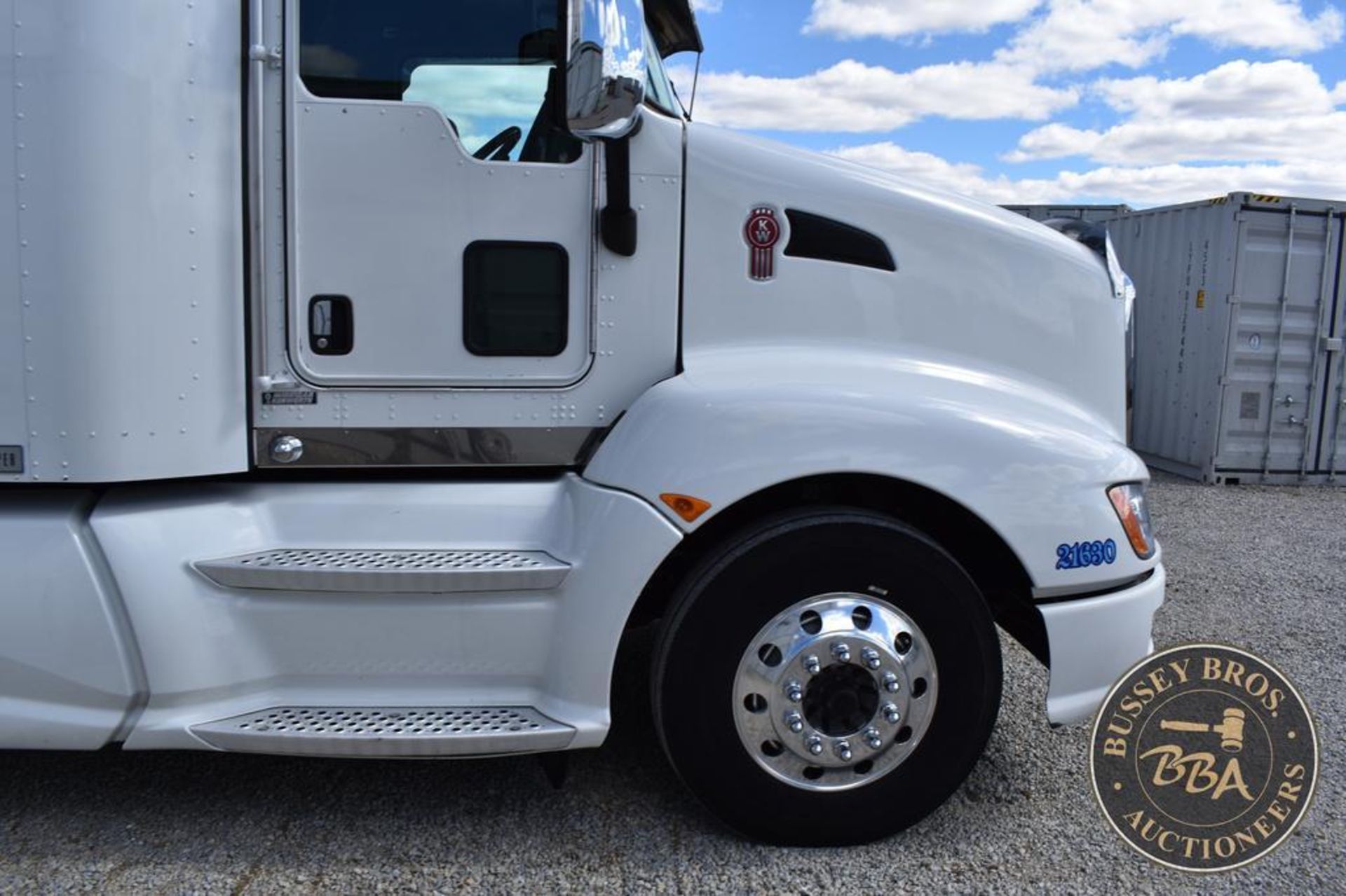 2015 KENWORTH T660 26141 - Image 13 of 80