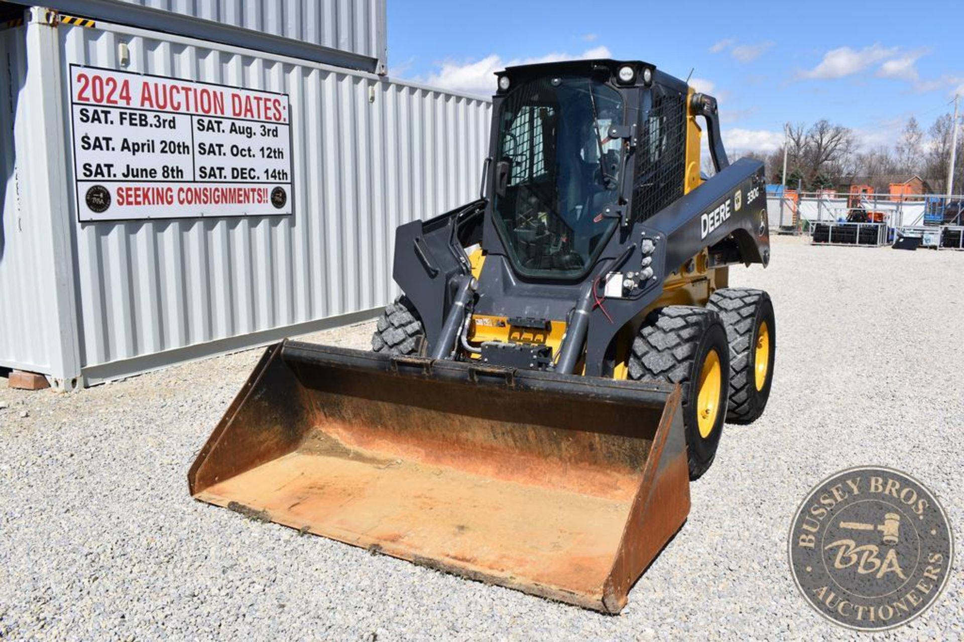 2020 DEERE 330G Skidsteer 26000 - Image 8 of 63