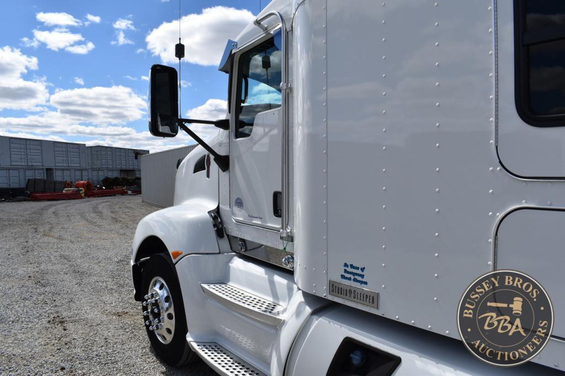 2015 KENWORTH T660 26141 - Image 32 of 80