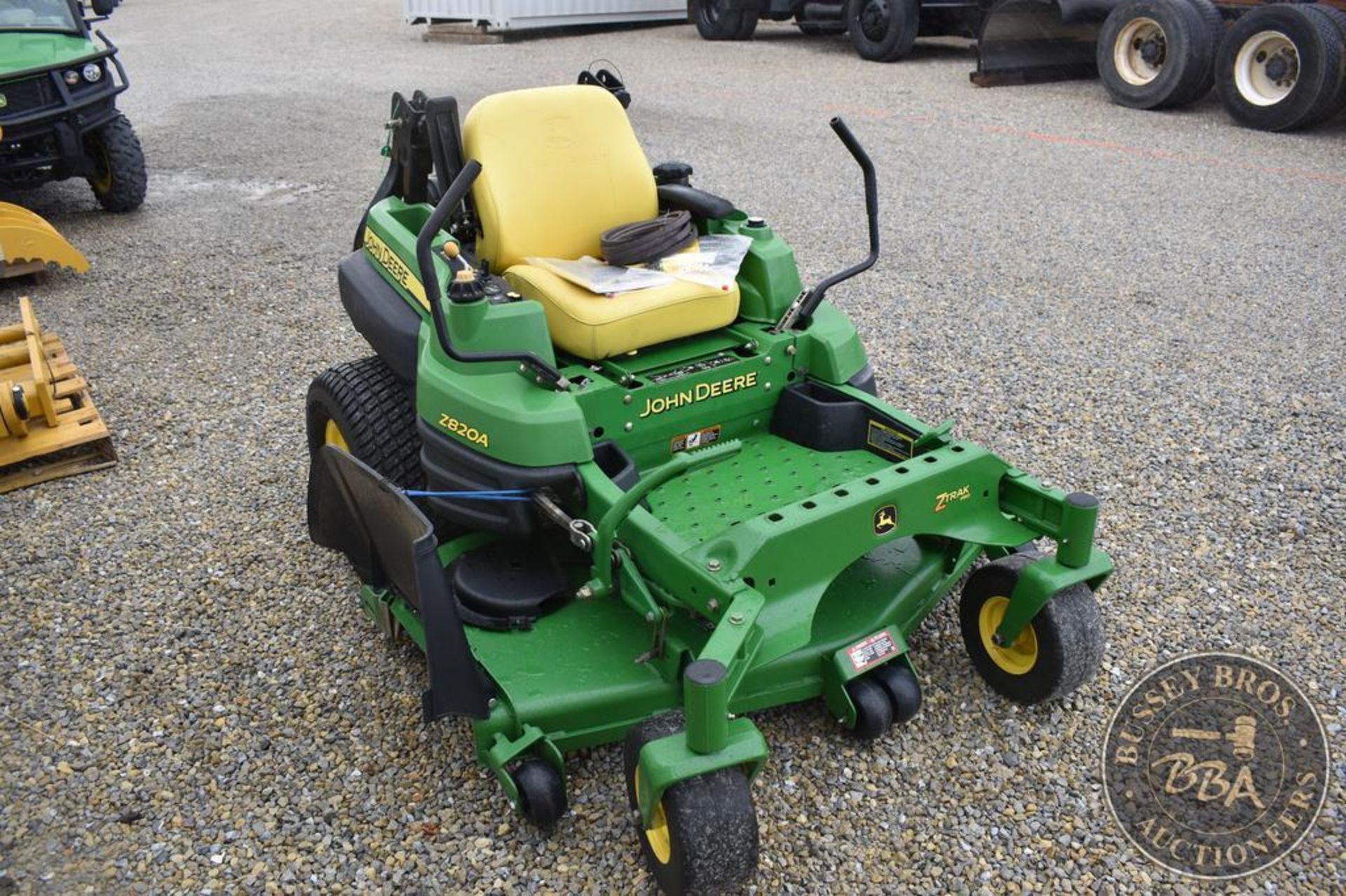 JOHN DEERE Z820A 26104 - Image 16 of 27