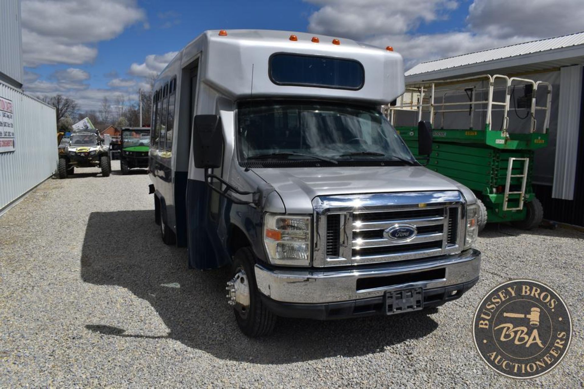 2011 FORD E350 SD 26124 - Image 9 of 43