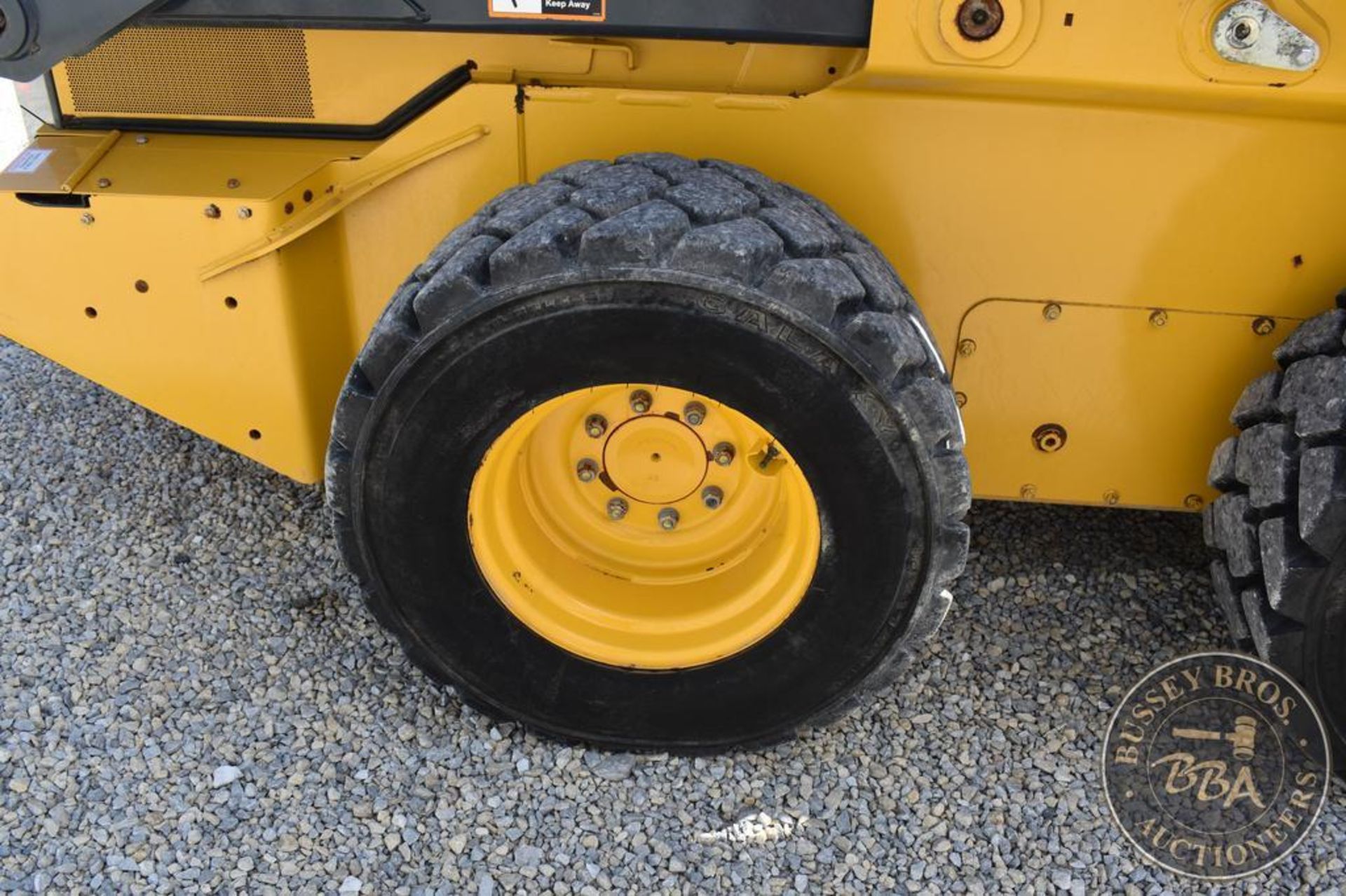 2020 DEERE 330G Skidsteer 26000 - Image 16 of 63