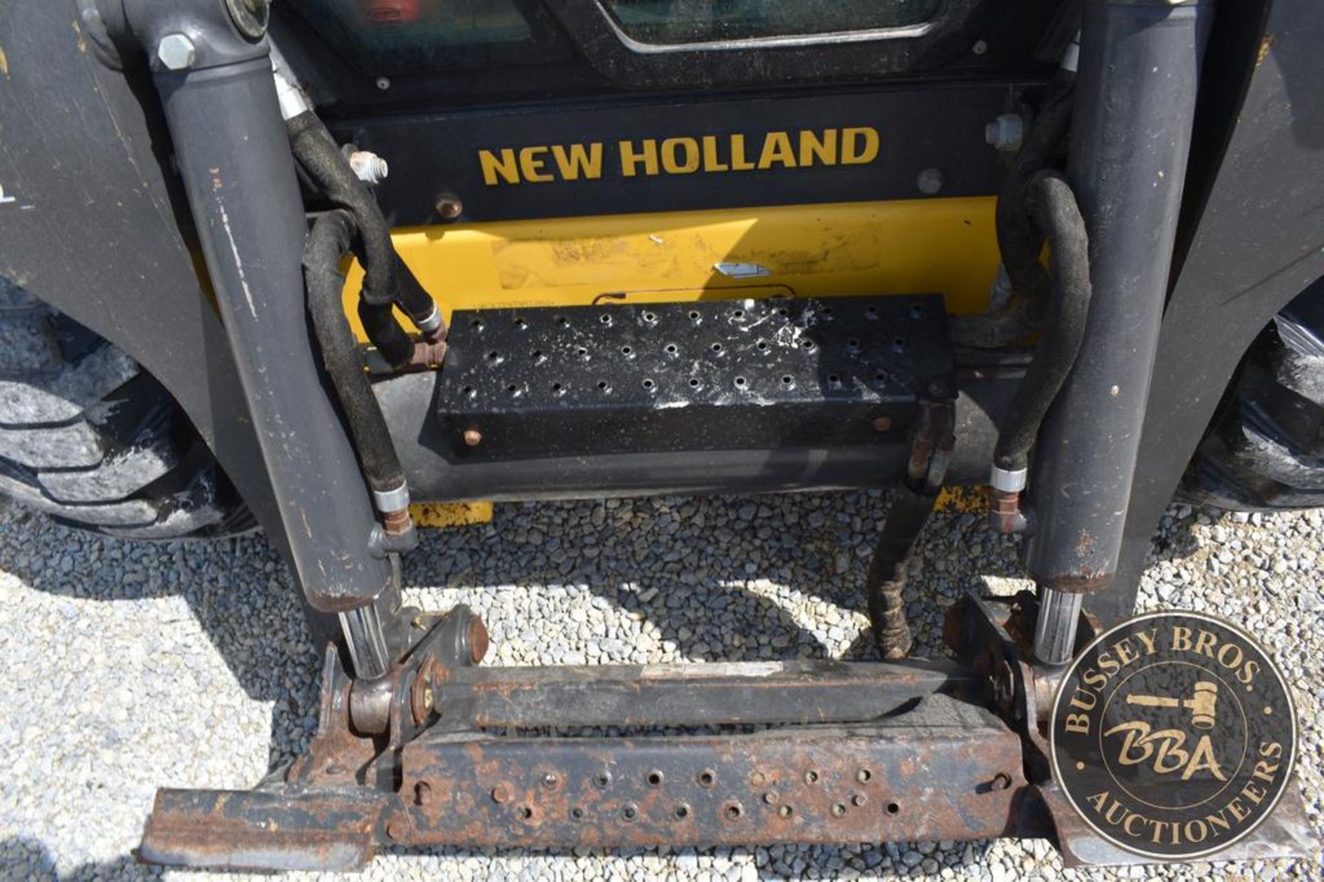 2014 NEW HOLLAND L225 26242 - Image 46 of 57
