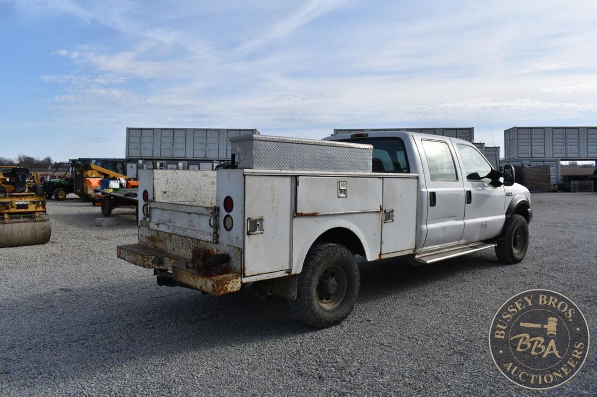 2003 FORD F350 SD XL 26027 - Image 17 of 53