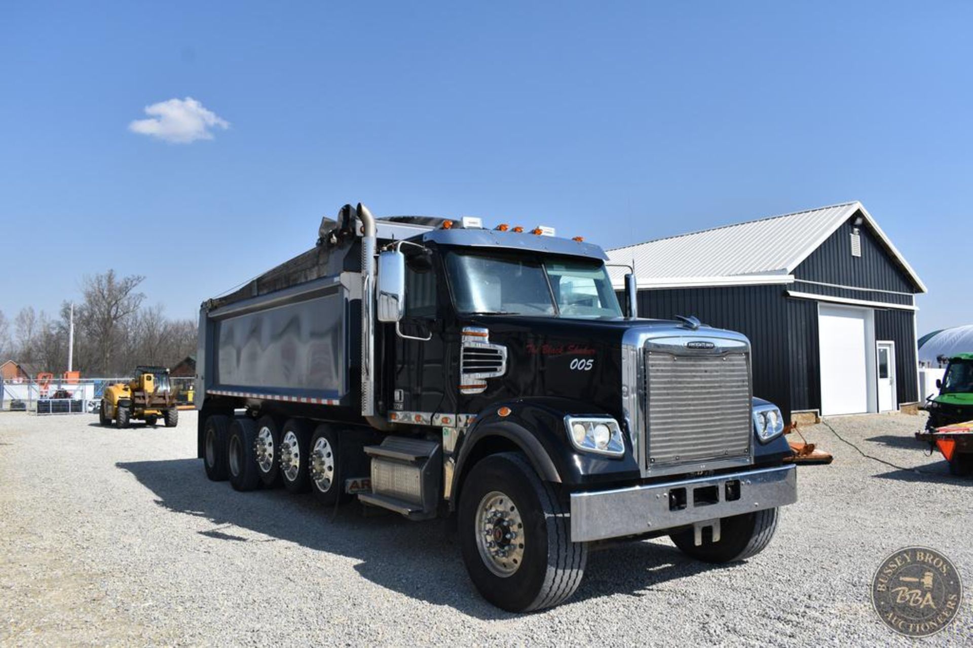 2020 FREIGHTLINER CORONADO 122 SD 26100 - Image 27 of 90