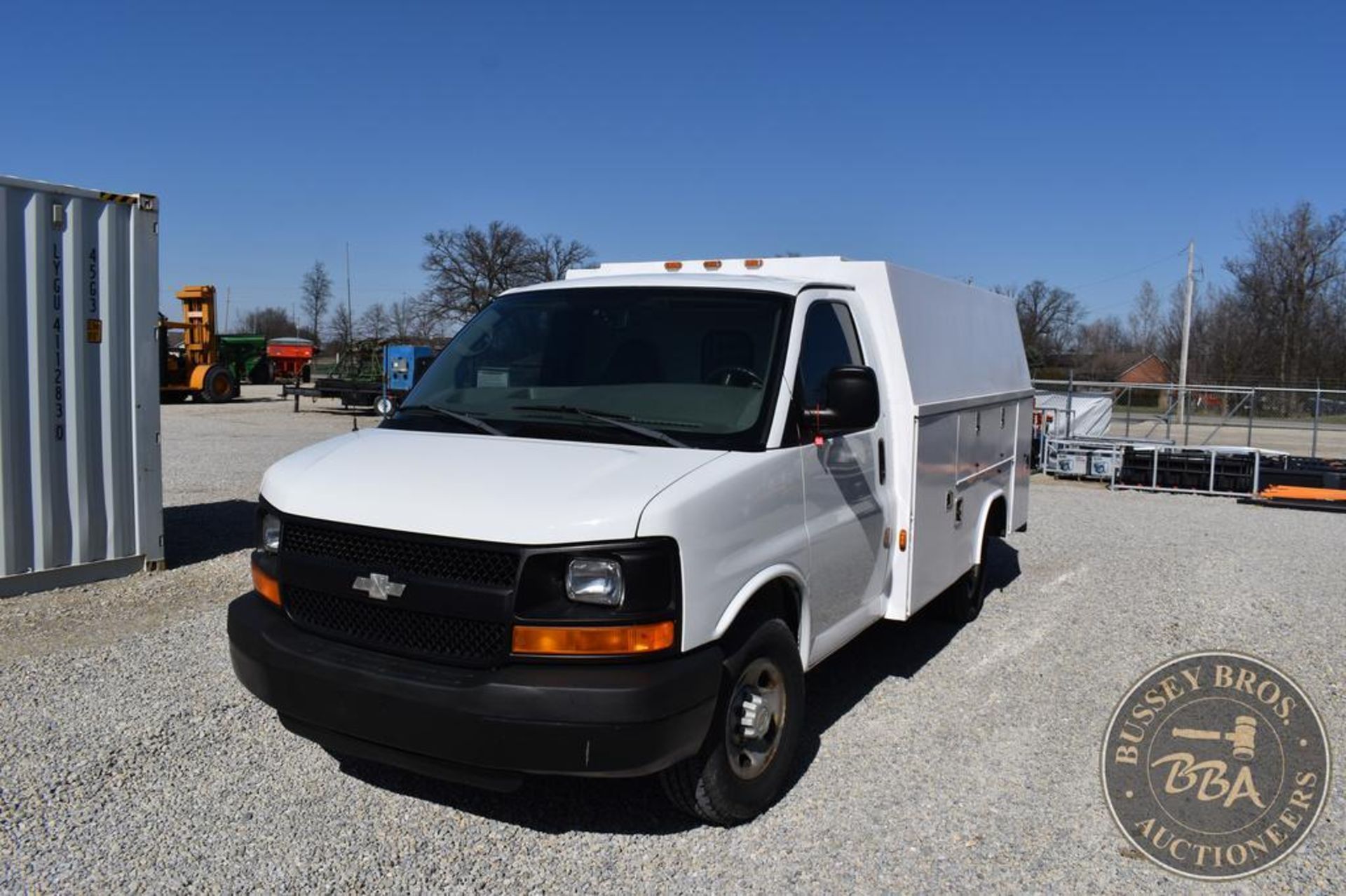 2006 CHEVROLET EXPRESS 3500 25952