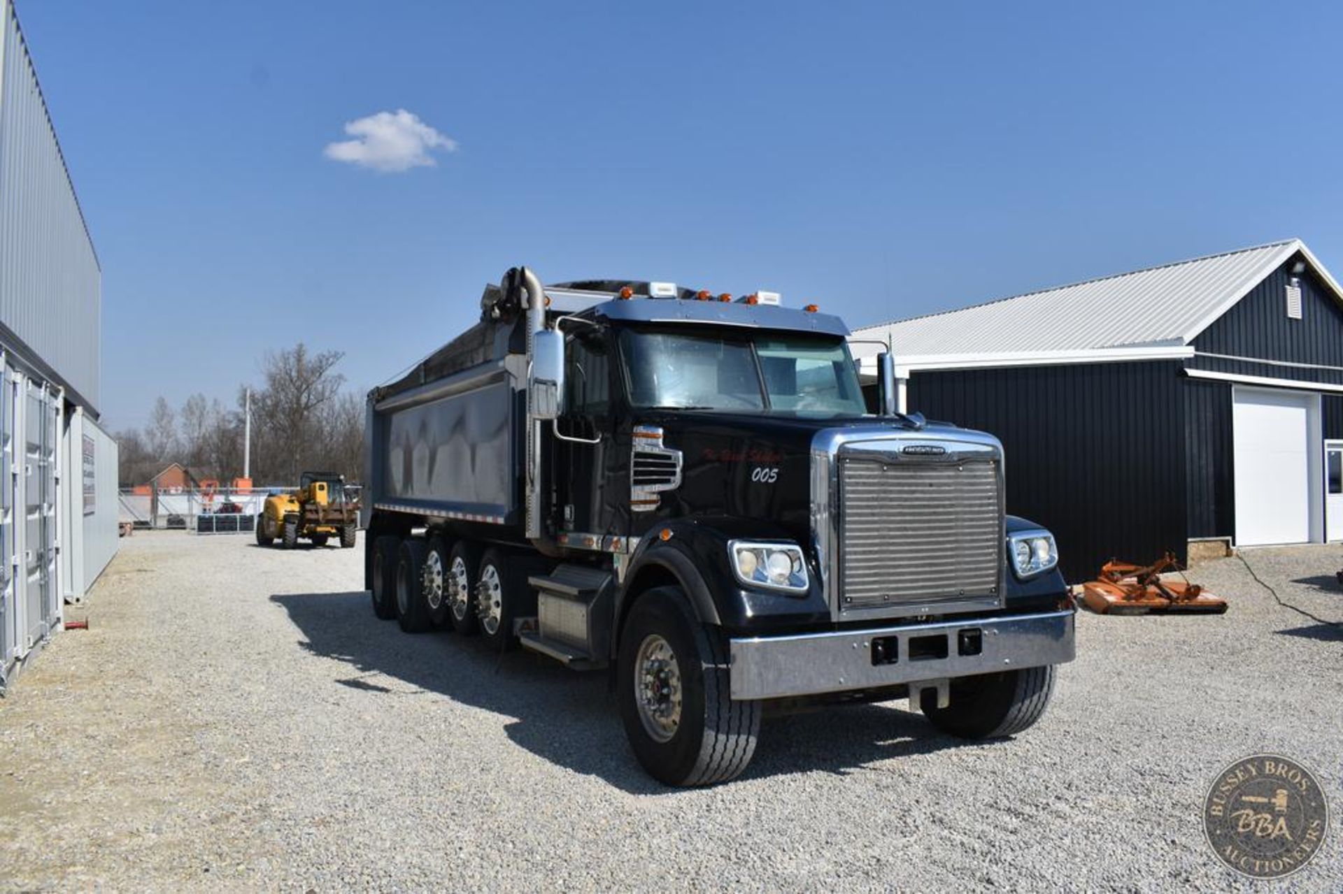 2020 FREIGHTLINER CORONADO 122 SD 26100 - Image 25 of 90