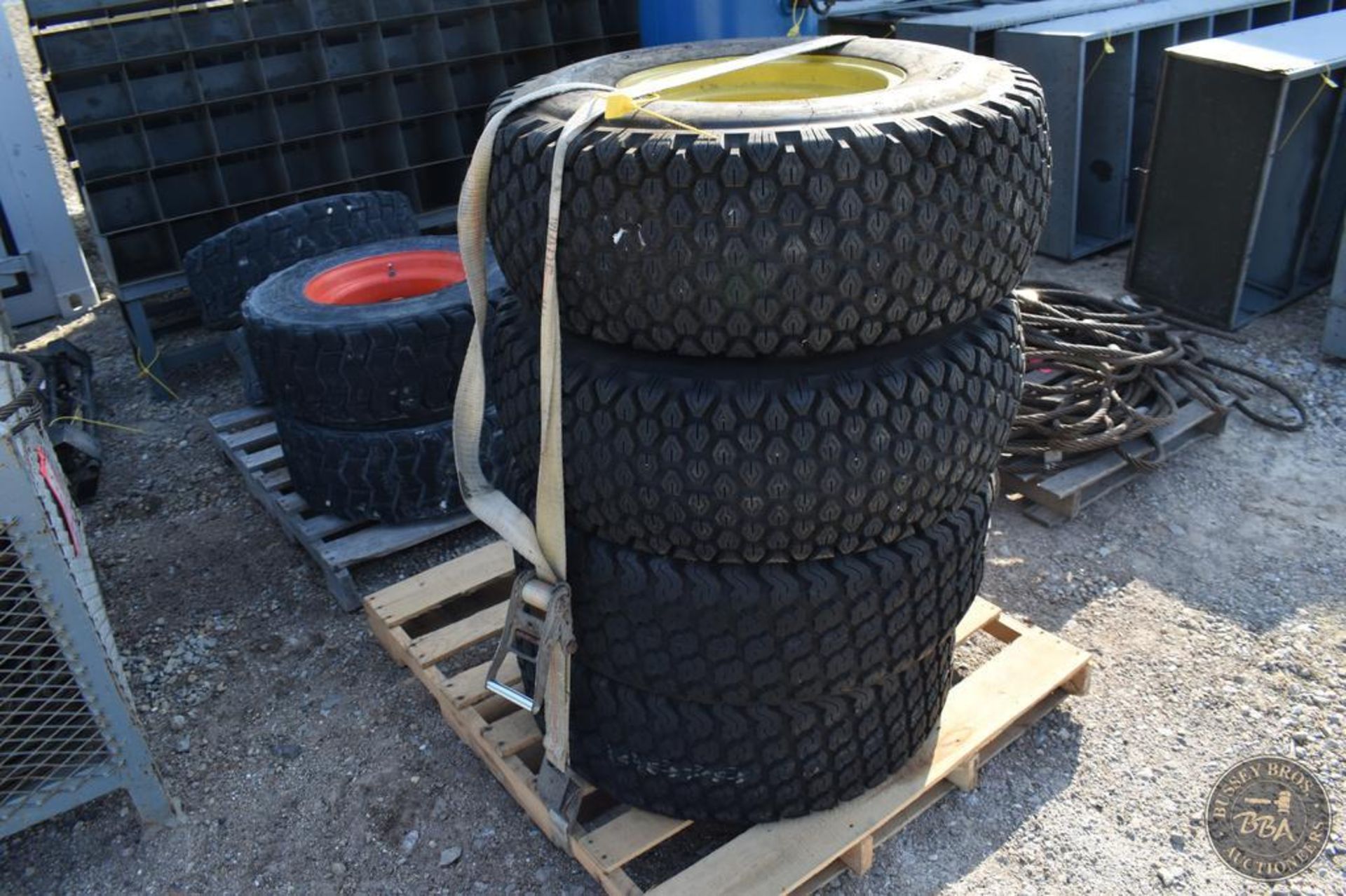 Tires GATOR RIMS AND TIRES 27147 - Image 3 of 12
