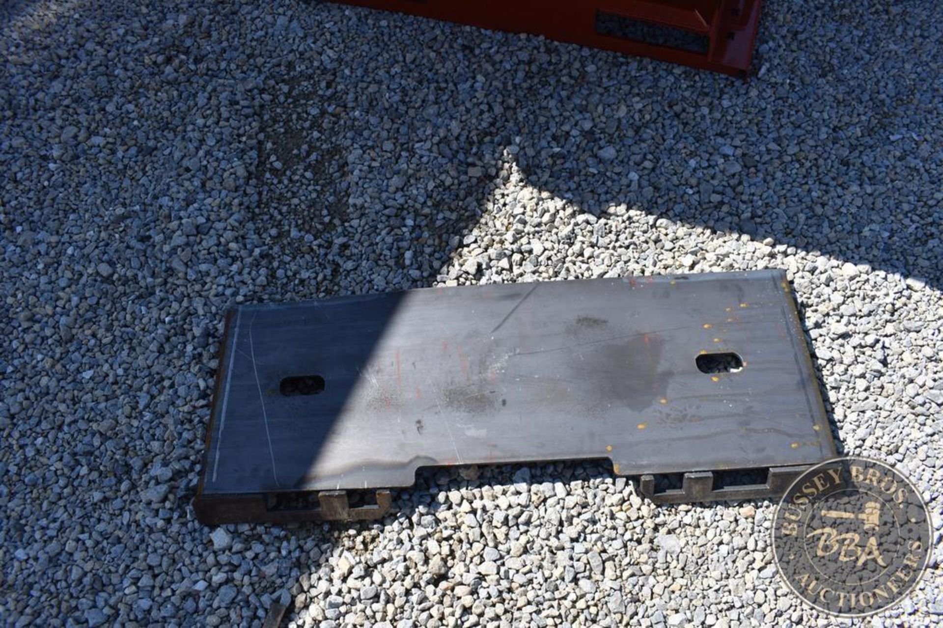 Hitch KIT CONTAINERS SKID STEER WELDABLE PLATE 27296 - Image 2 of 2