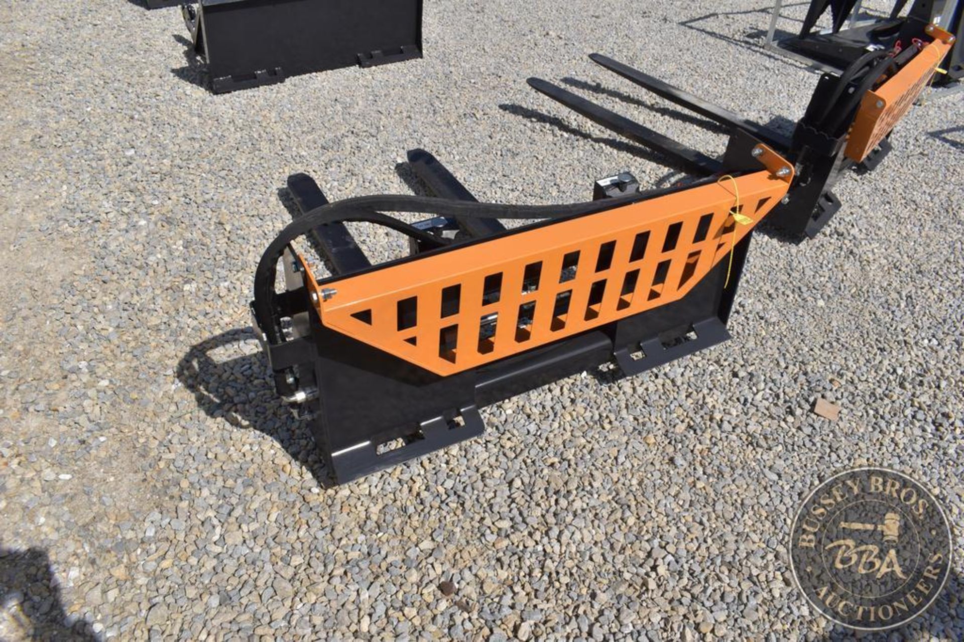 Fork, Pallet WOLVERINE HYDRAULIC POWER FORK ATTACHMENT 27224 - Image 3 of 6