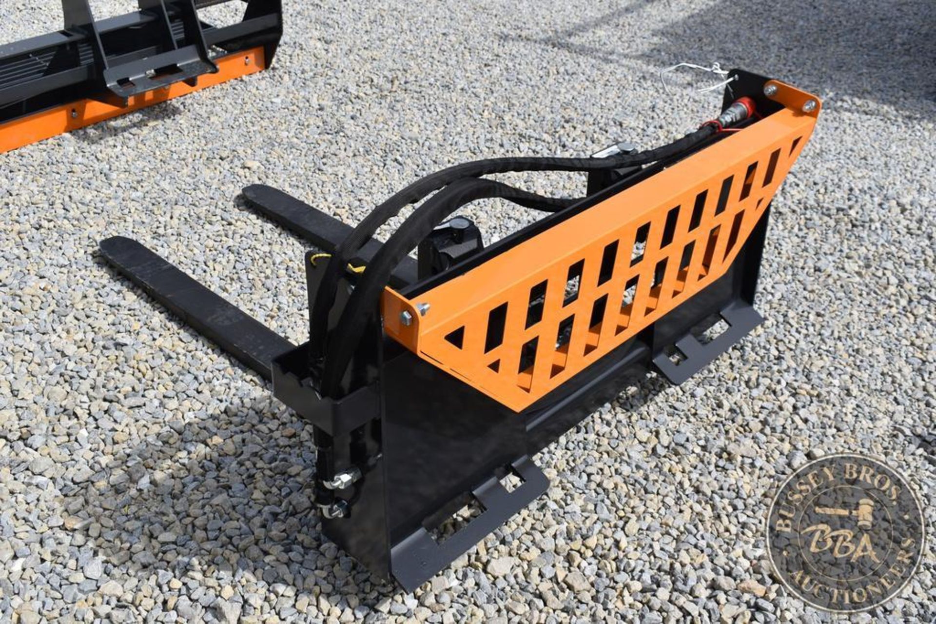 Fork, Pallet WOLVERINE HYDRAULIC POWER FORK ATTACHMENT 27214 - Image 5 of 6