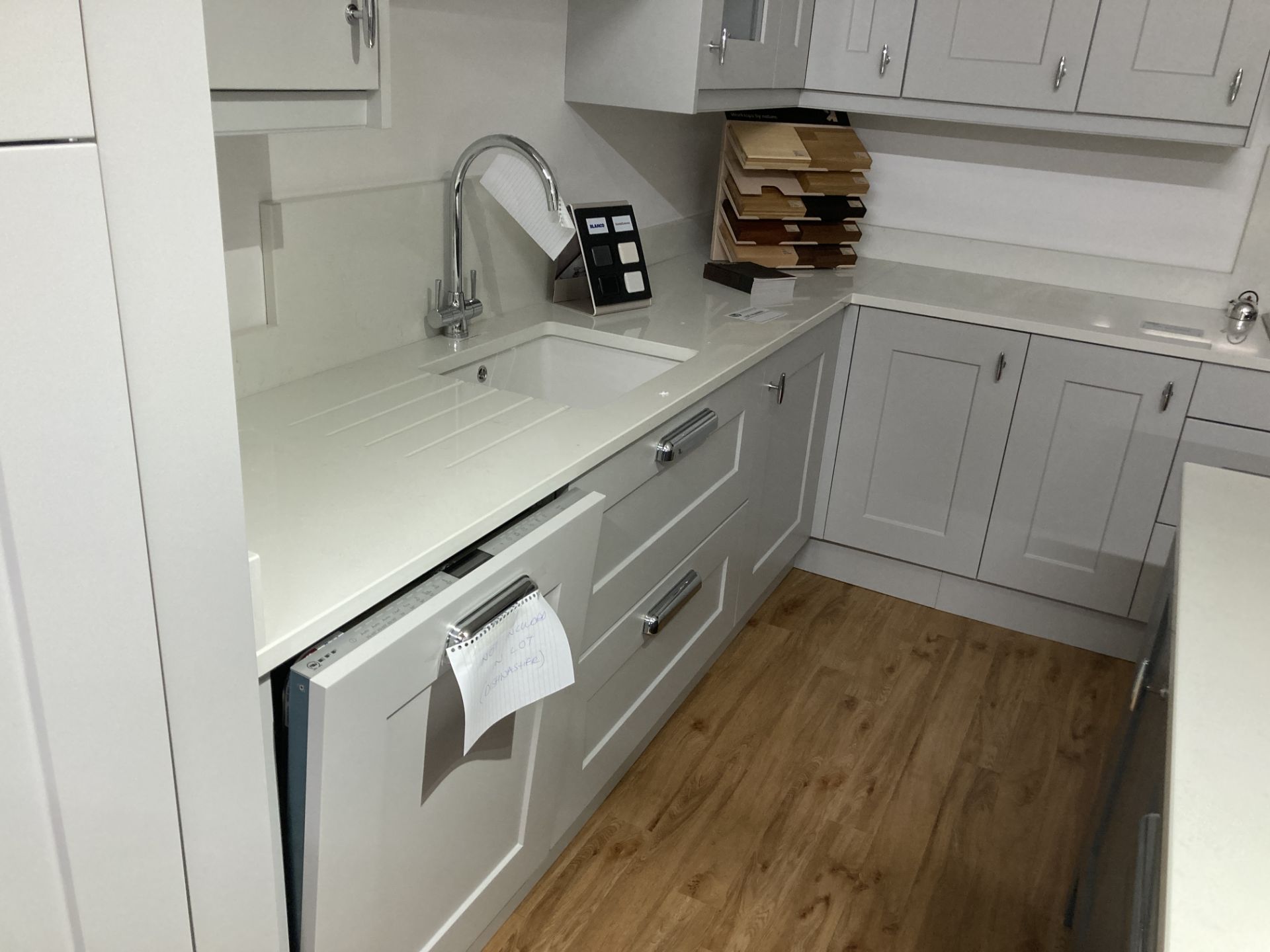 Light grey painted kitchen display with island, table & appliances (dishwasher, taps, tank NOT incl) - Image 3 of 14