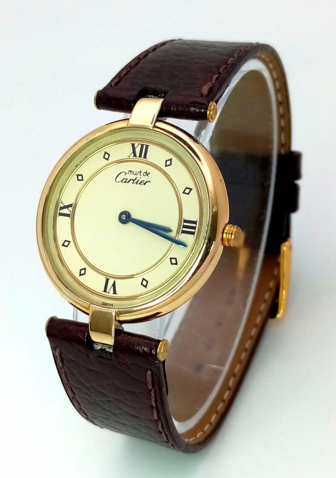A Must de Cartier Quartz Gents Vermeil 925 Silver Watch. Brown leather strap. Vermeil case - 30mm.