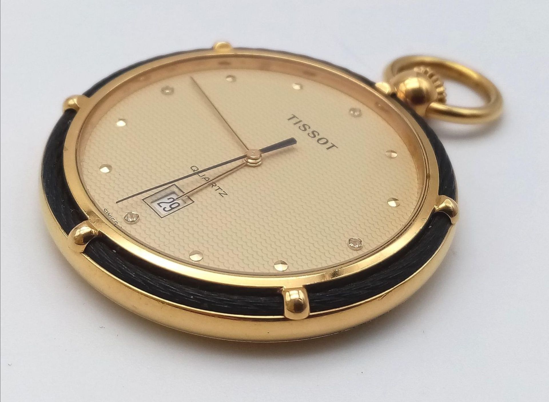 A Tissot Gold Plated Pocket/Pendant Watch. 42mm diameter. Gilded dial with date window. Quartz - Bild 2 aus 7