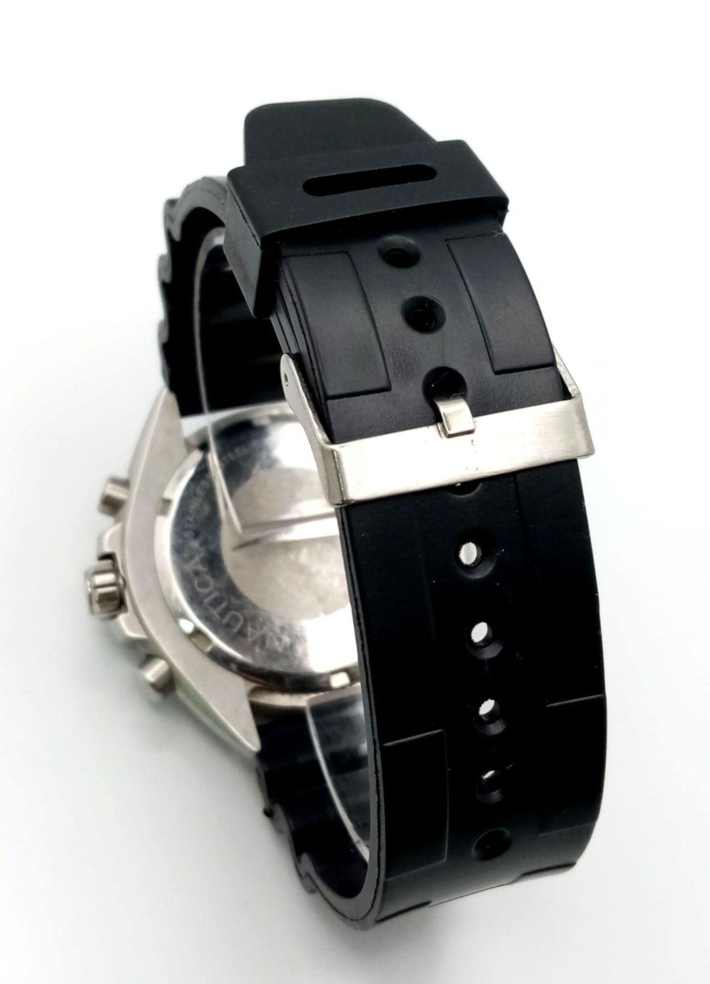 A Nautica Chronograph Quartz Gents Watch. Black rubber strap . Stainless steel case - 46mm. Black - Bild 5 aus 5