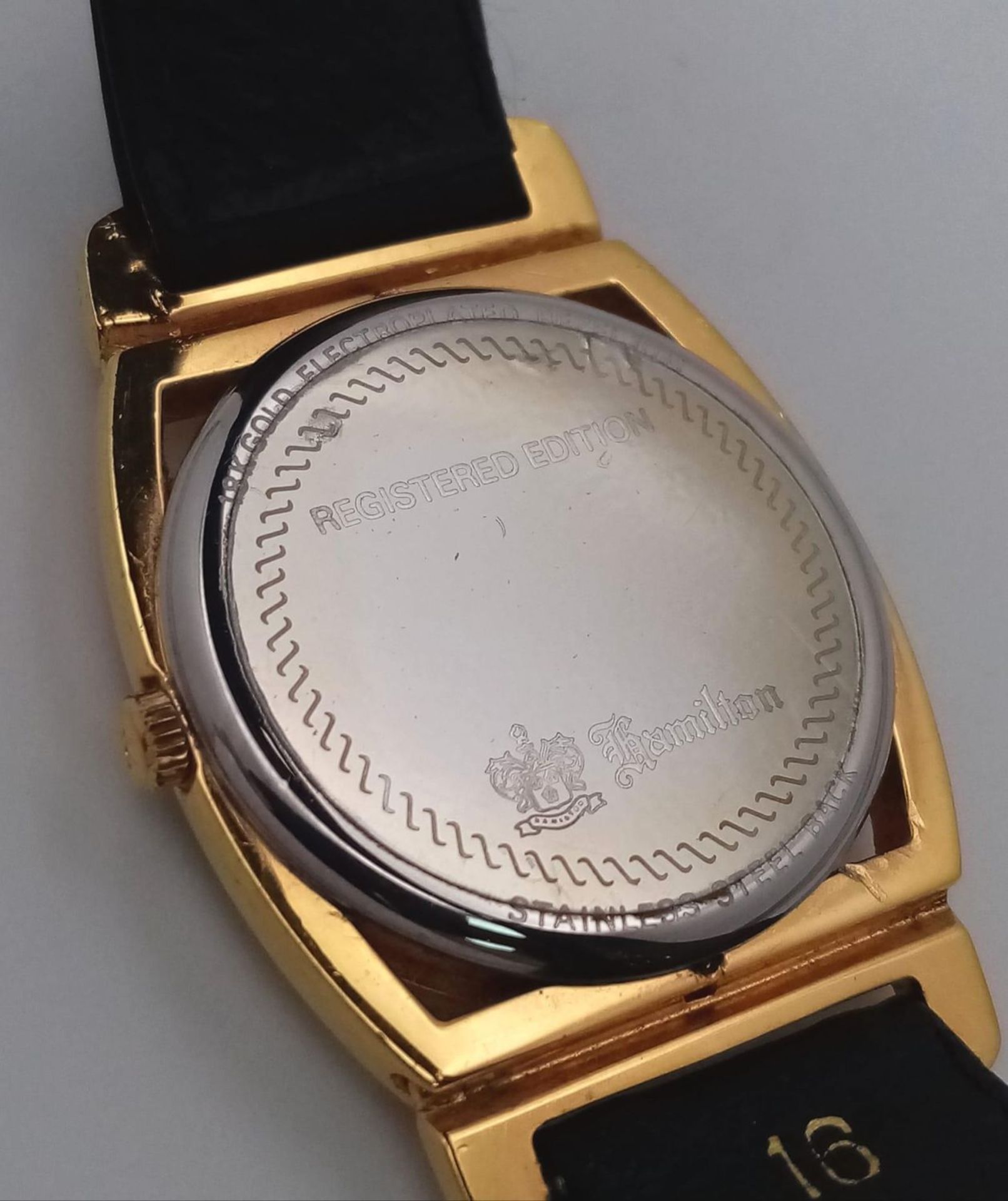 A Menâ€™s 1980â€™s Hamilton Piping Rock, 18 Carat Gold Electroplated, Second Dial Quartz Watch Being - Bild 5 aus 6