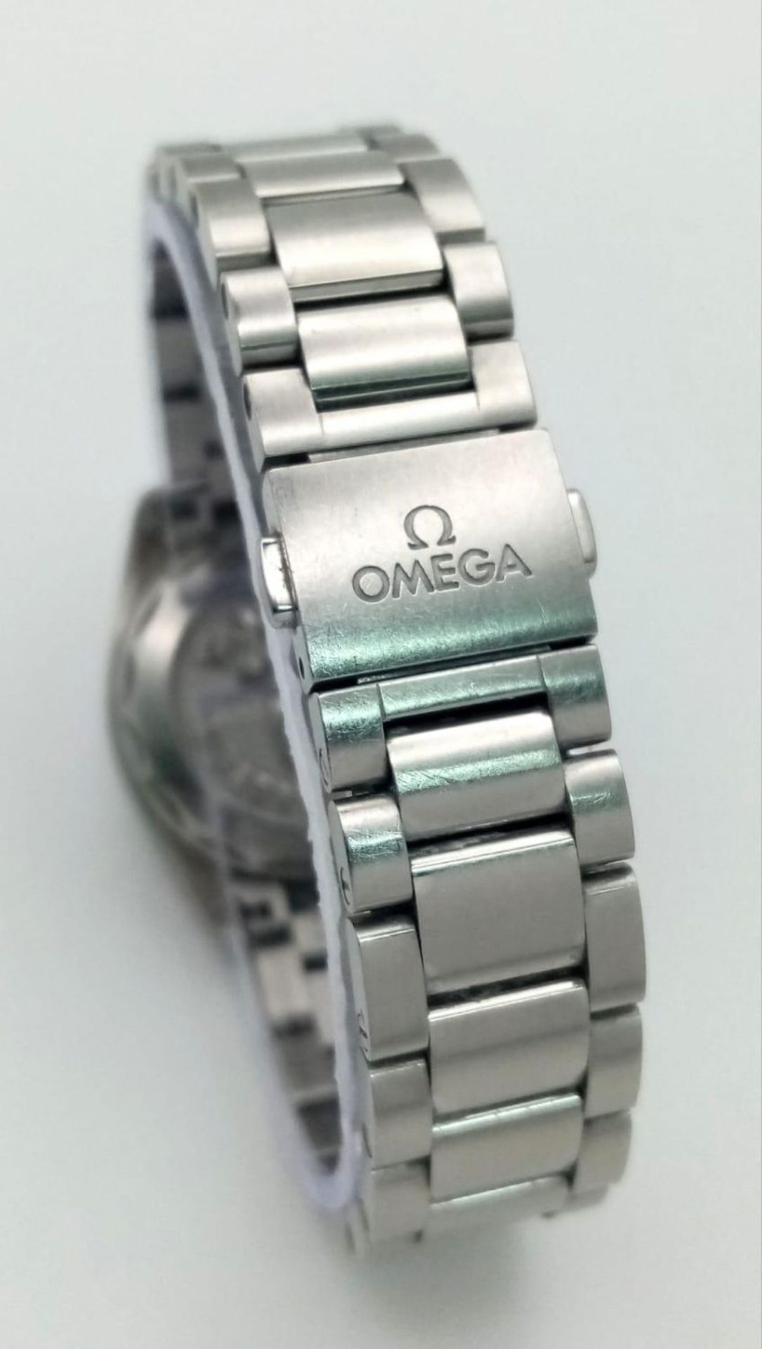 An Omega Seamaster Aqua Terra Quartz Ladies Watch. Stainless steel bracelet and case - 28mm. - Bild 5 aus 10