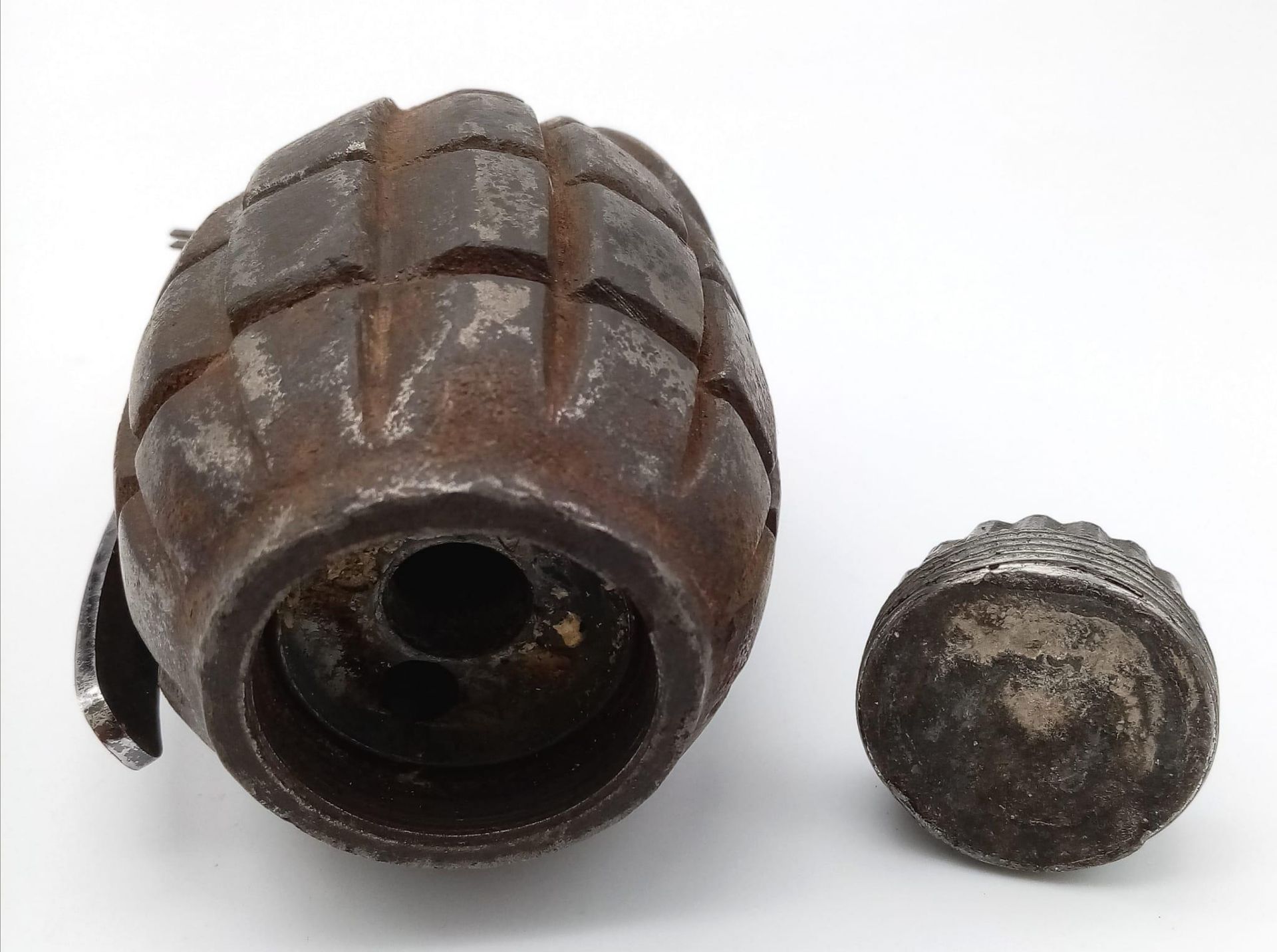 INERT WW2 British No 36 Mills Grenade Dated 1944. Complete with centre tube, spring, striker, - Bild 5 aus 6