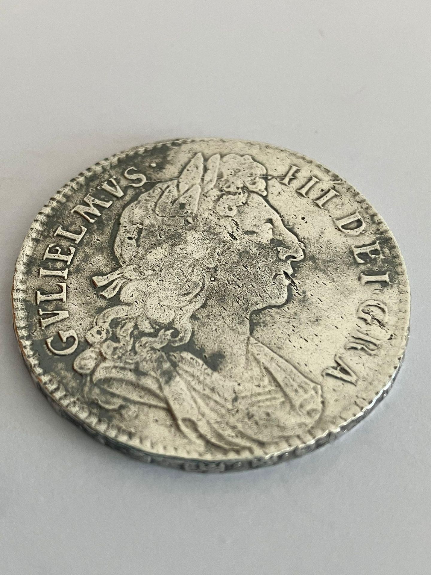 1696 WILLIAM III (William of Orange) SILVER HALF CROWN. Condition very fine or better. Clear - Image 2 of 2