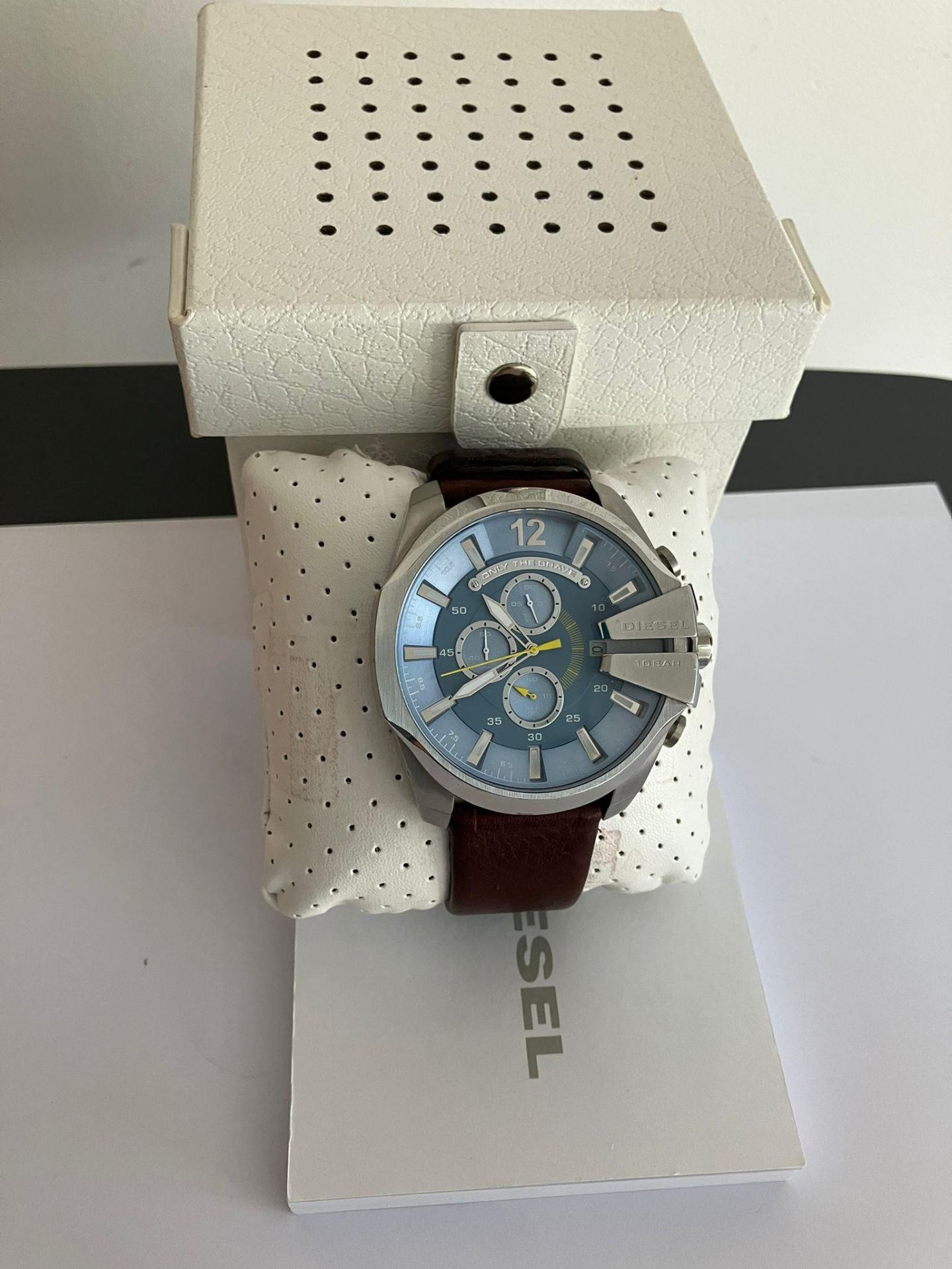 Gentlemans DIESEL CHRONOGRAPH. Complete with original box and manual. Quartz movement in full - Image 2 of 4