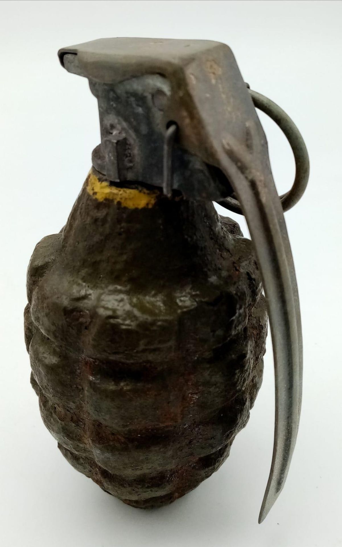 INERT WW2 US Pineapple Grenade. Dummy Fuze with spring and striker plate. International shipping - Bild 2 aus 3