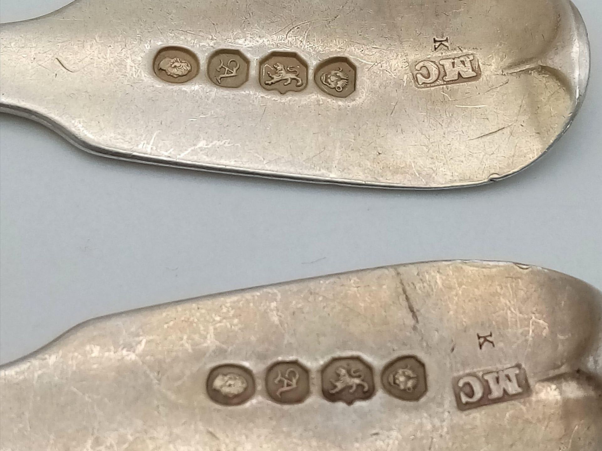 2X antique Georgian sterling silver spoons. Full hallmark London, 1836. Total weight 53.95G. Total - Bild 3 aus 4