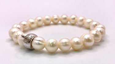 A THOMAS SABO fresh water pearls expandable bracelet. Weight: 21.5 g.