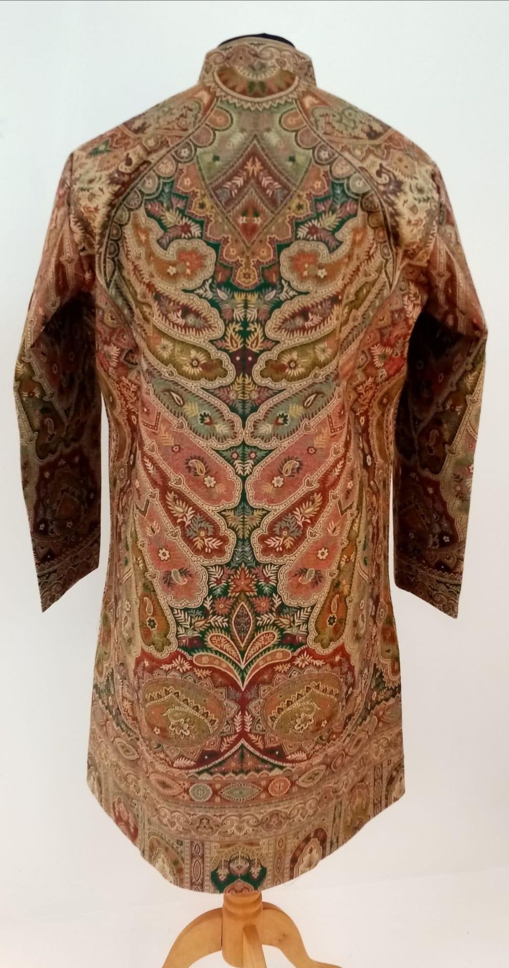 An Indian Paisley Jacket - Size 44. Good condition. - Image 2 of 4