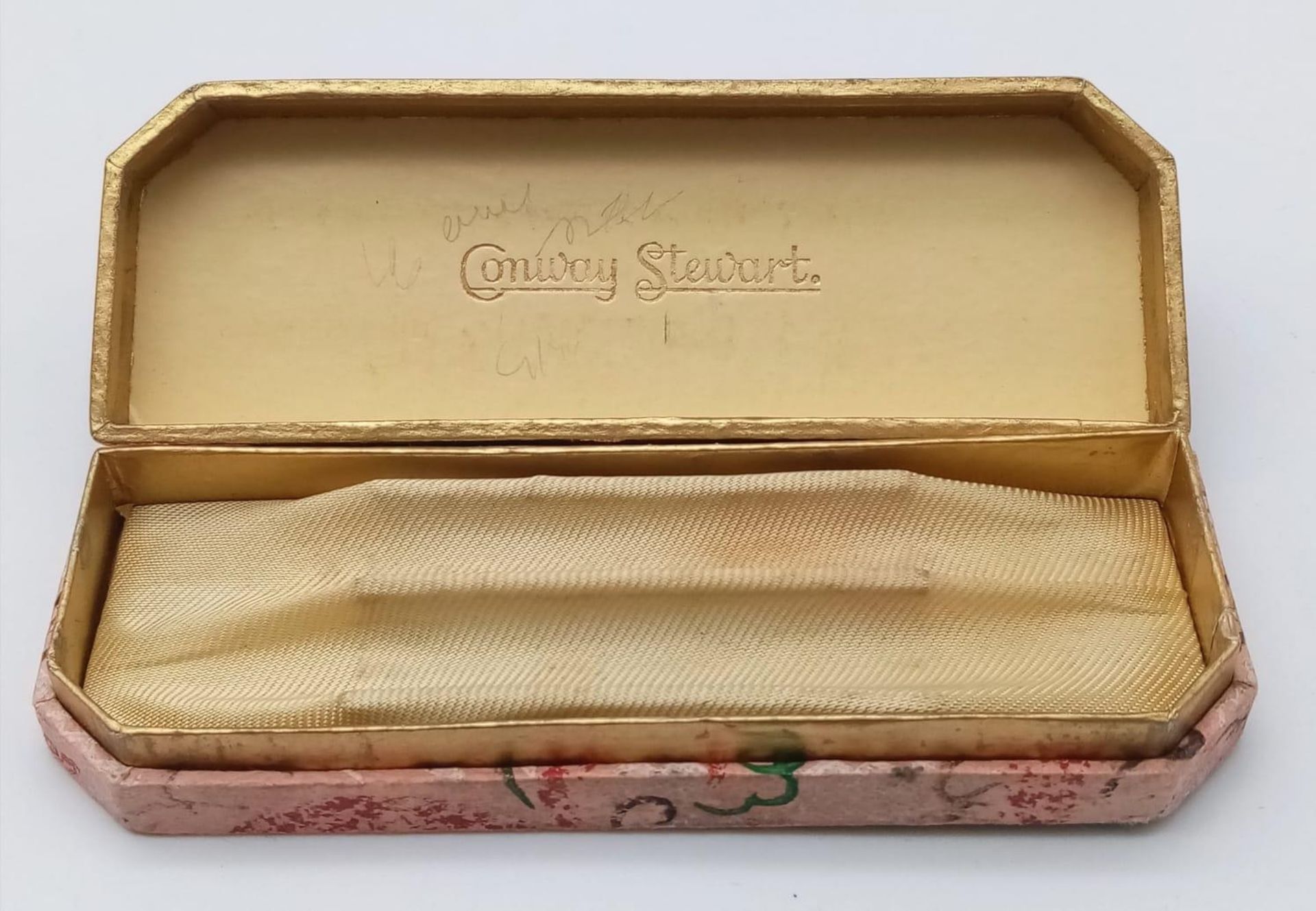Two Conway Stewart Small Pens in Original Case. Fountain pen has a 14k gold nib. 10cm and 11cm. Ref: - Image 5 of 10