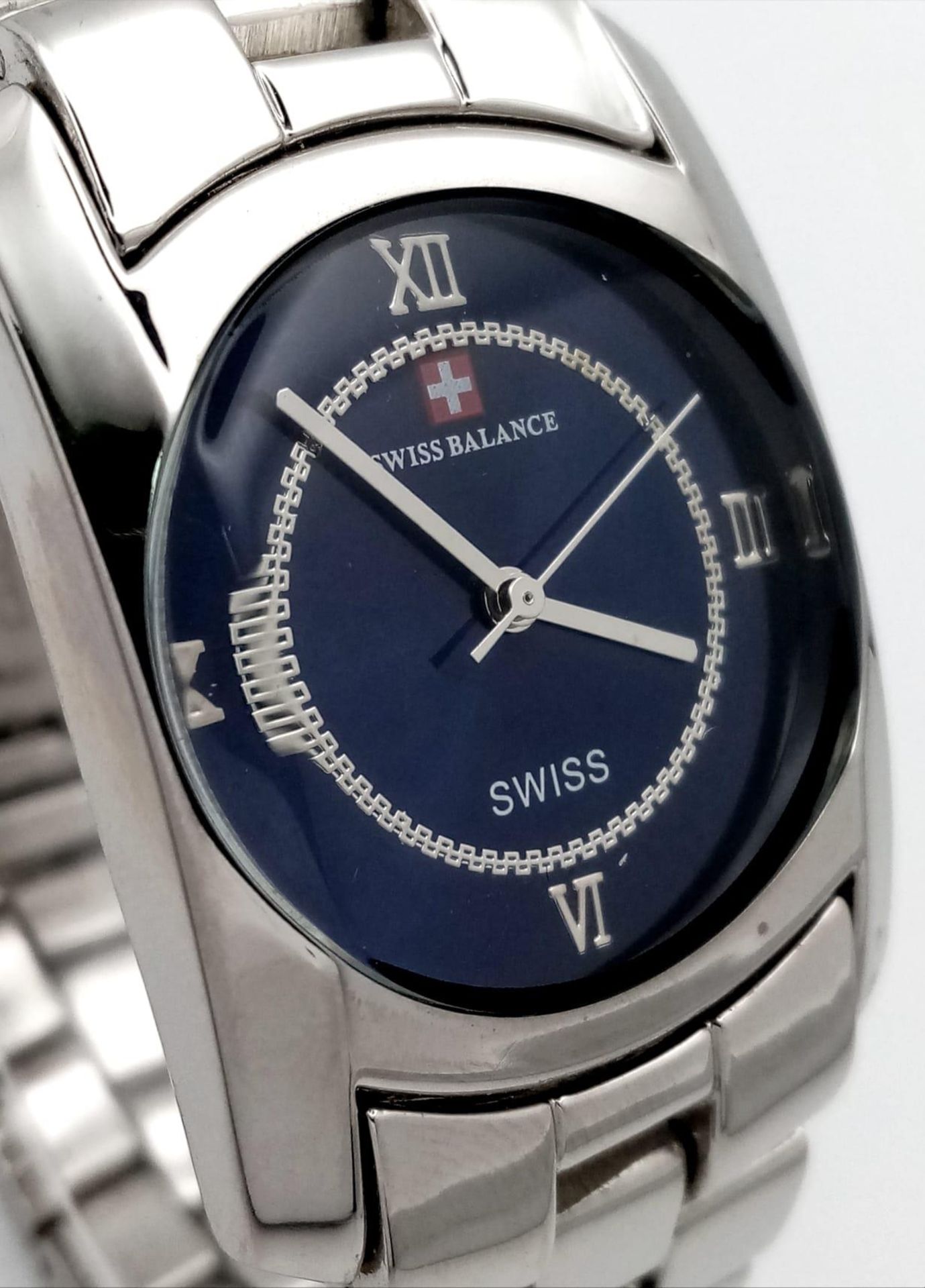 An Unworn Swiss Balance Stainless Steel Quartz Watch. 32mm Including Crown. Replacement Battery - Bild 3 aus 7