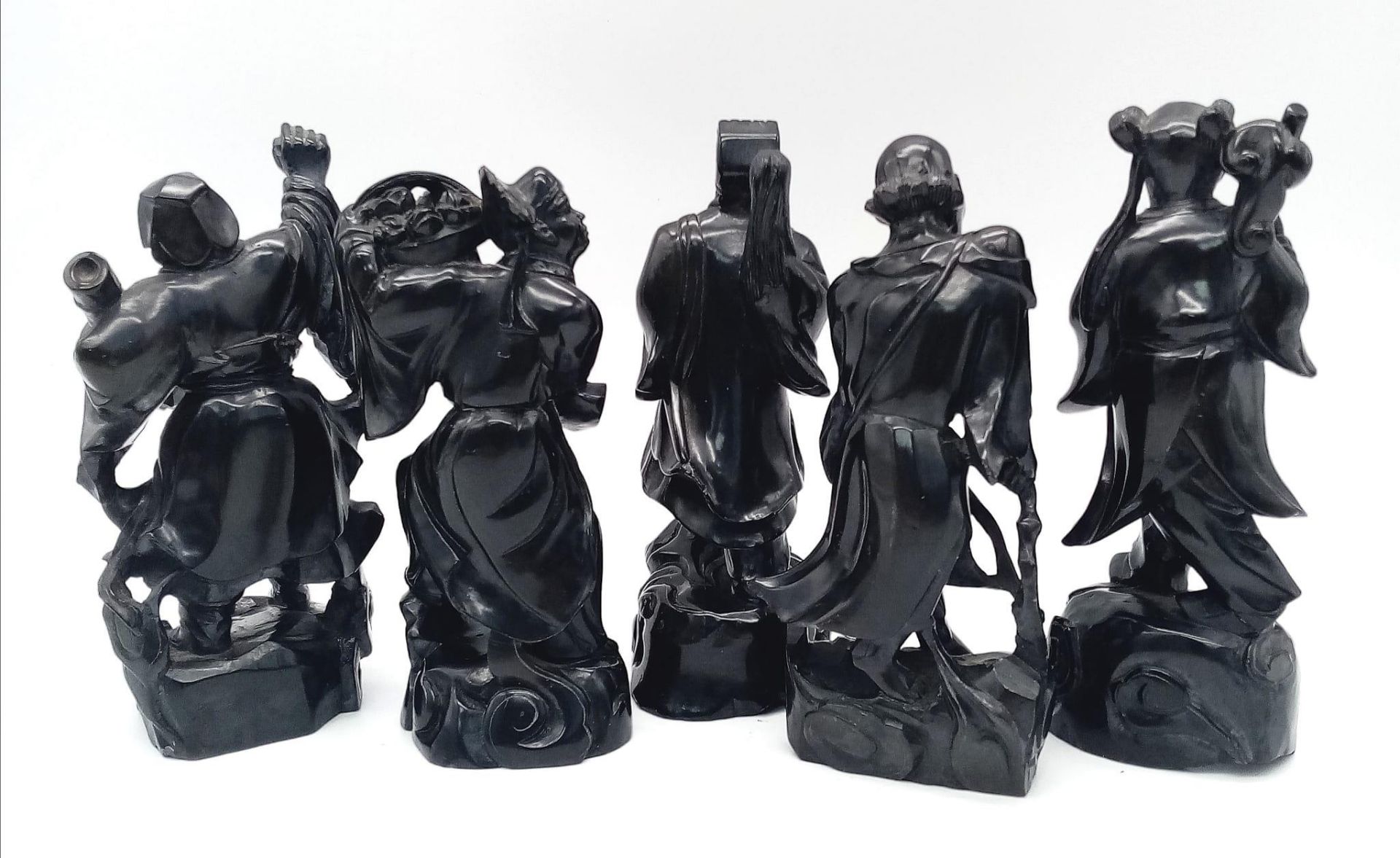 A Collection of Black Jade Chinese Figurines. Five fabulous statues in total, measuring 15cm tall. A - Bild 2 aus 5