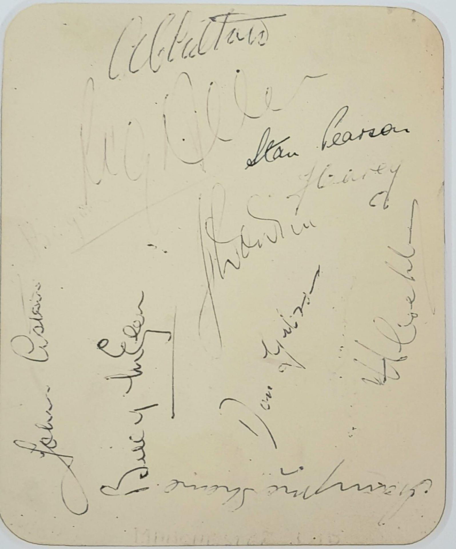 Eleven Signatures of the Manchester United 1952 Division 1 Champions Team! An ultra collectible - Image 3 of 3