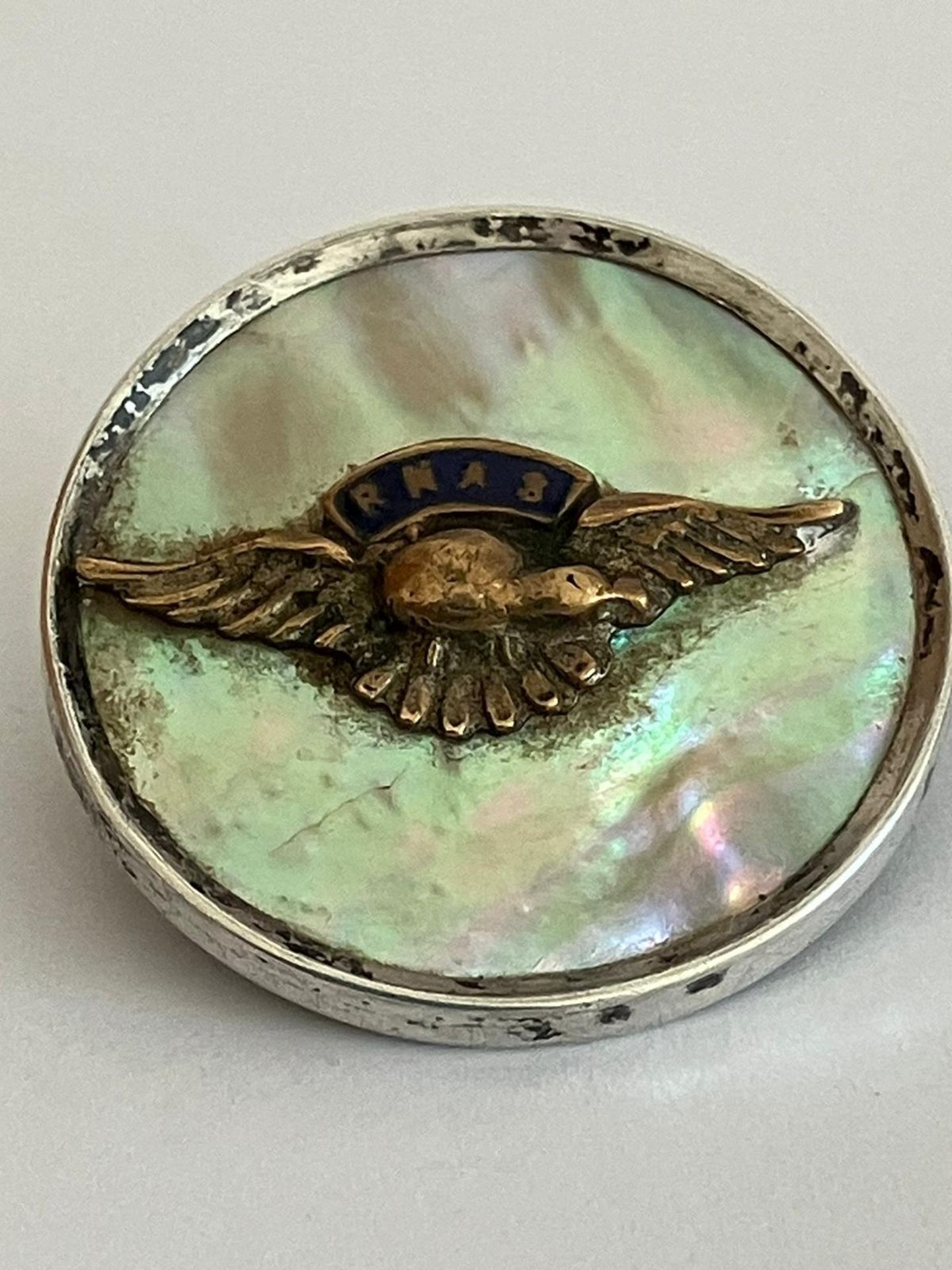 Antique RNAS (pre RAF) SWEETHEART BROOCH. Early World War 1. Golden wings with mother-of-pearl