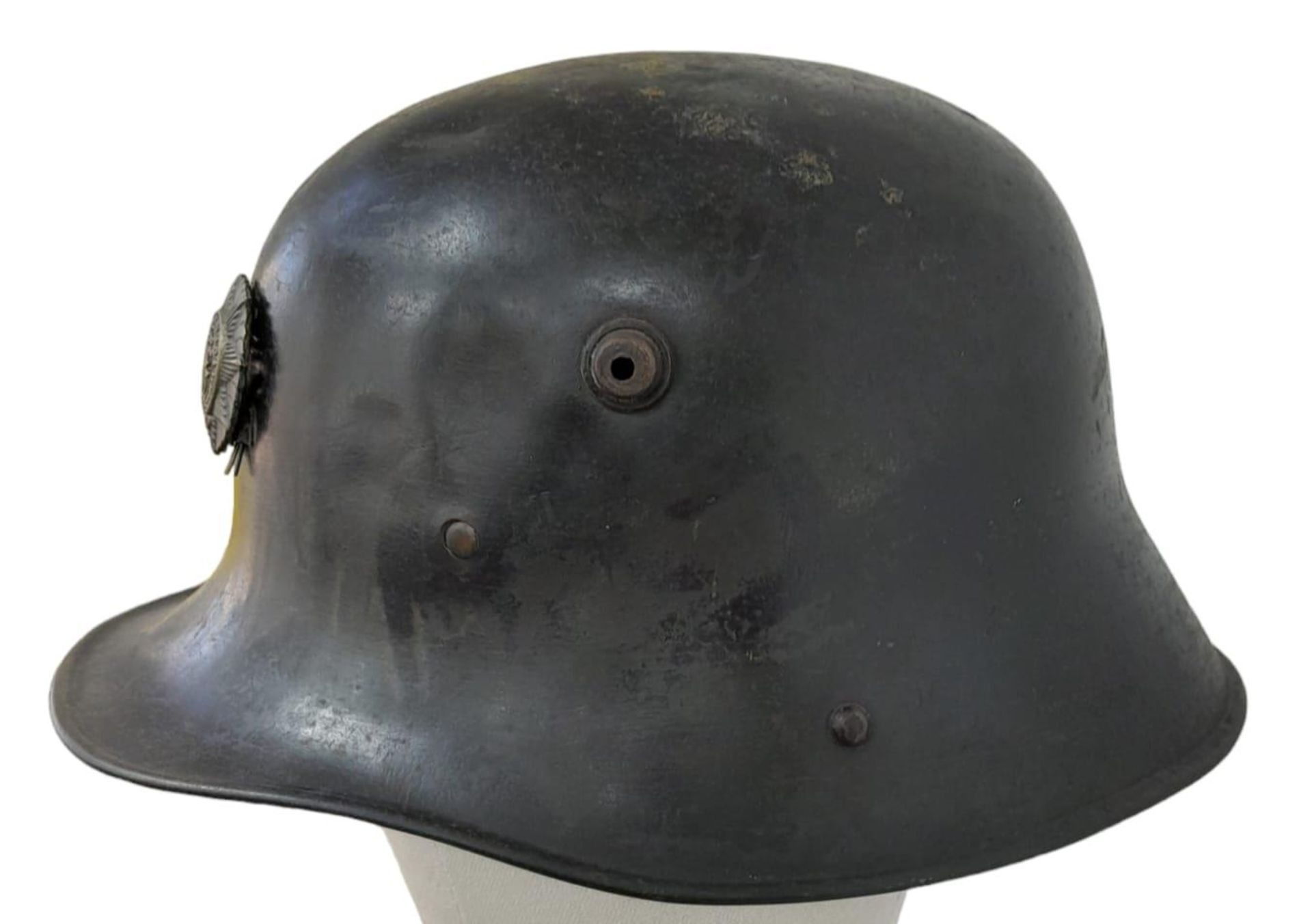 M1927 Irish Free State Helmet Made by Vickers Ltd. Nice makers stamp and serial no. - Bild 2 aus 5