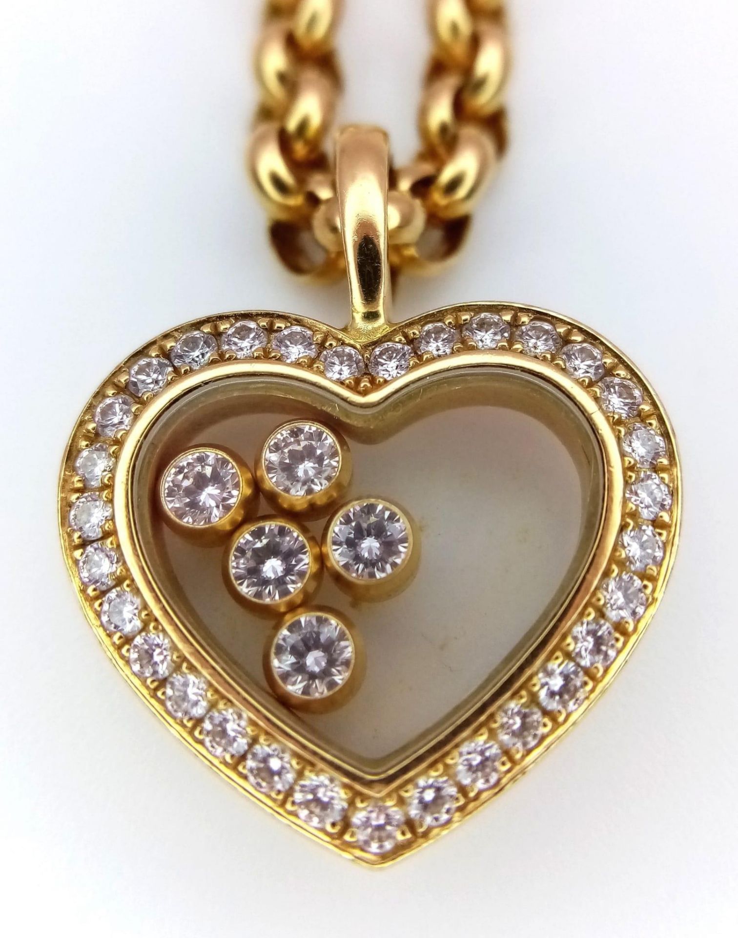 A Chopard 18K Yellow Gold and Floating Diamond Heart Pendant on an 18K Yellow Gold Belcher Link - Bild 2 aus 7