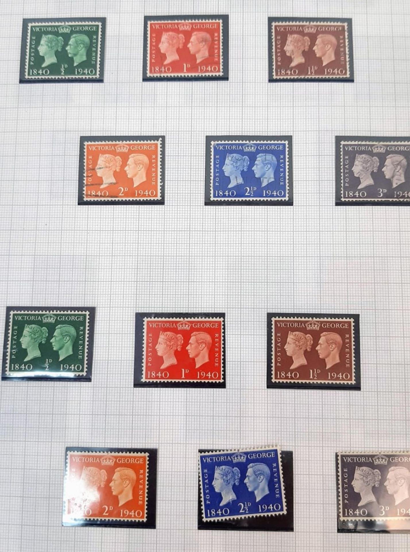 A substantial album of British stamps dating from 1840 - 1970. There are over 2000 stamps in this - Image 26 of 31