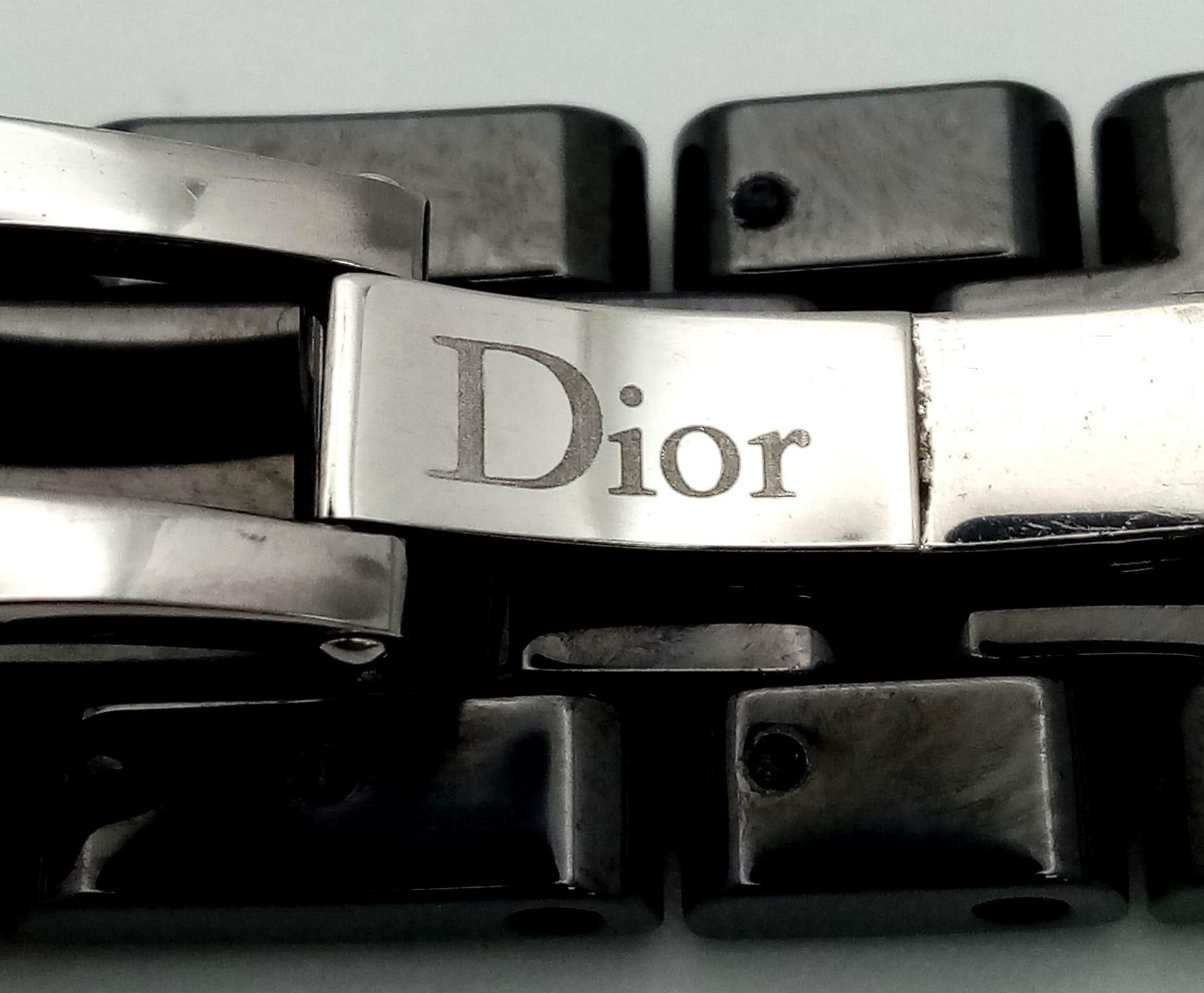 A Christian Dior VIII Automatic Ladies Watch. Black ceramic bracelet and case - 34mm. Black dial - Image 9 of 10