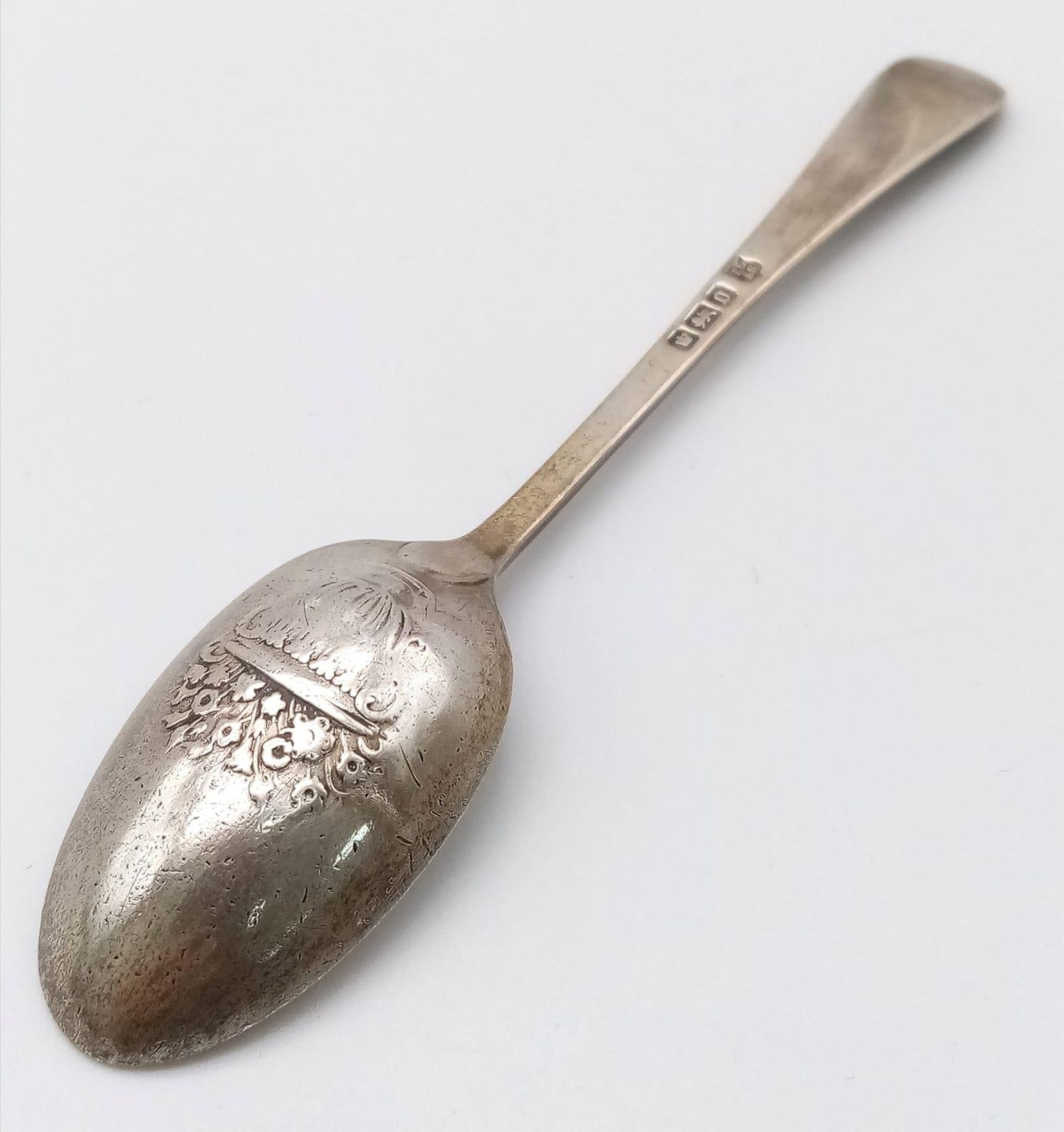 An antique sterling silver sugar spoon. Full hallmarks Sheffield, 1906. Total weight 12.1G. Total - Image 2 of 4