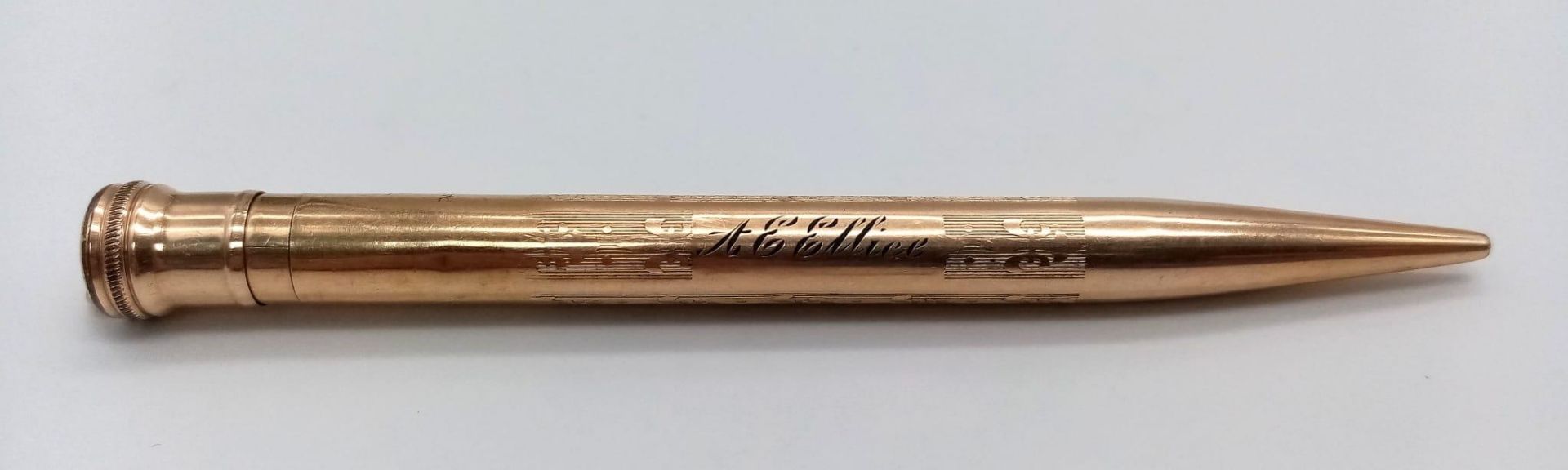 A vintage Redipoint Rolled gold pen. Beautiful engraved design, measures 11cm and weighs 15.10 grams - Image 2 of 5