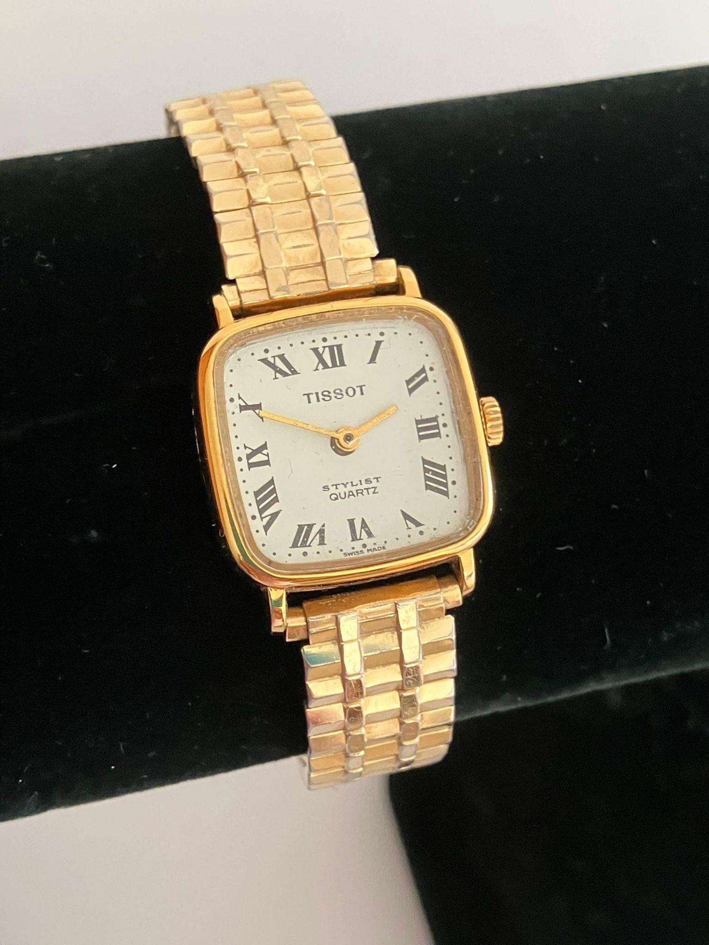 Ladies vintage TISSOT WRISTWATCH. Gold plated with ROLLED GOLD plated Expandable Bracelet.