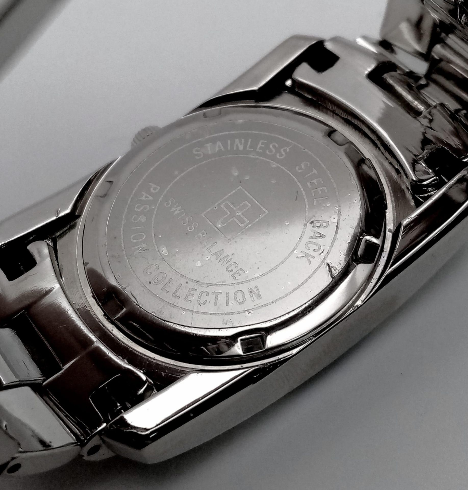 An Unworn Swiss Balance Stainless Steel Quartz Watch. 32mm Including Crown. Replacement Battery - Bild 5 aus 7