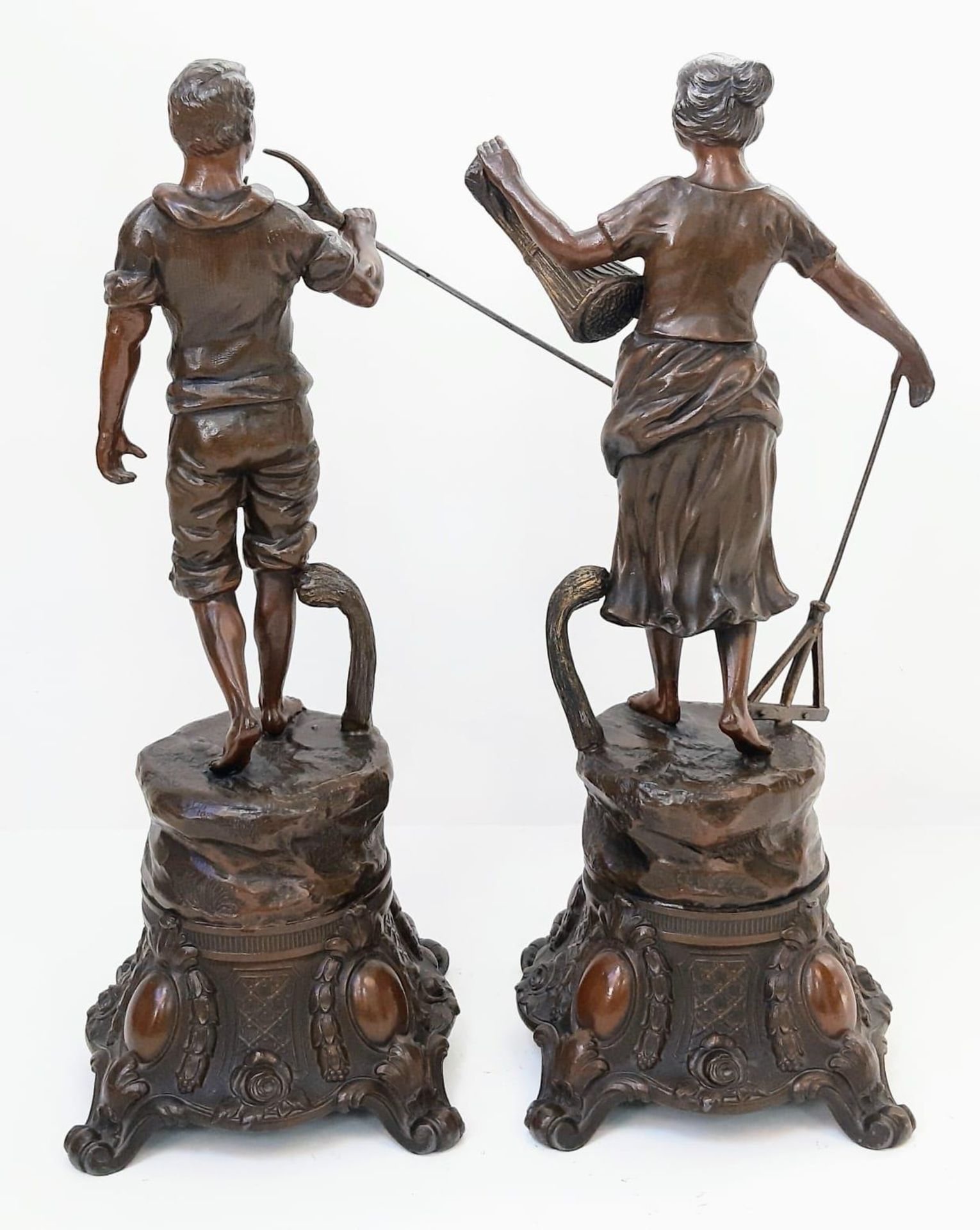 A charming pair of Victorian Smelted Bronze Statues. Both workers, this man & woman have spent the - Image 3 of 7