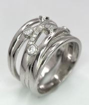 A Sterling Silver CZ Set Ring. Size P, 7.7g total weight. Ref: 7857