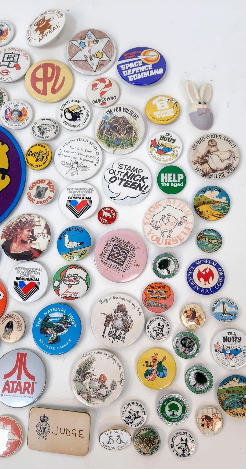 A Box of Vintage Pin Badges - Some absolute classics! - Image 4 of 8