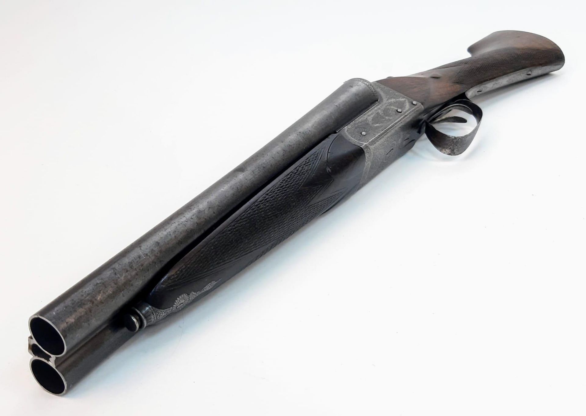 A Vintage Deactivated 12 Gauge Side by Side Sawn-Off Shotgun. This British Mortimer made gun has - Bild 3 aus 12